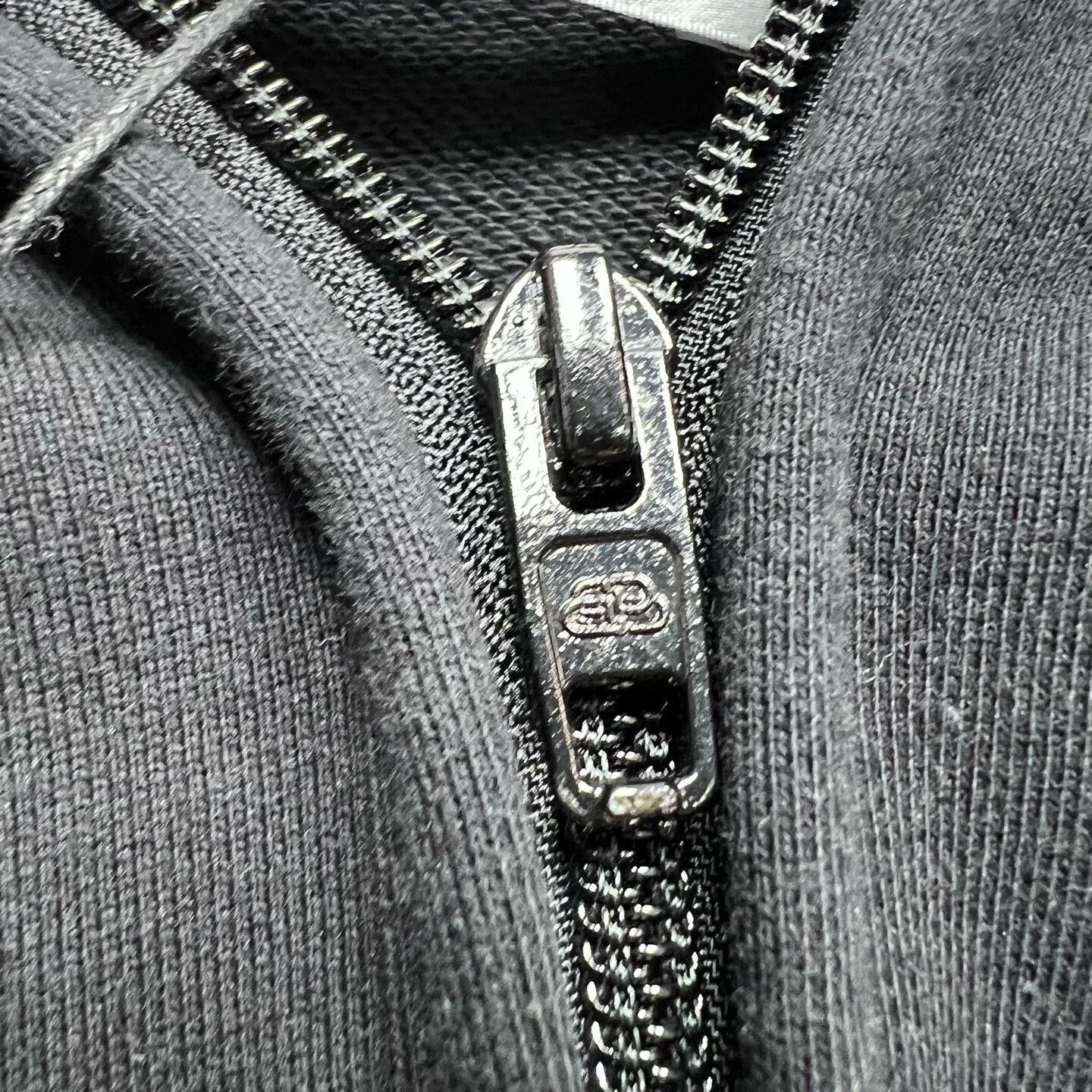 Balenciaga balenciaga crew zip-up hooded jacket Size US S / EU 44-46 / 1 - 4 Thumbnail