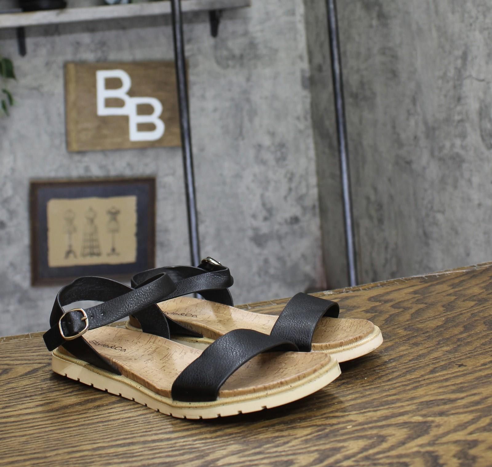 Style & Co Style & Co. Mayaa Flat Sandals 10020656200 Black Beauty 6m Size US 6 / IT 36 - 1 Thumbnail