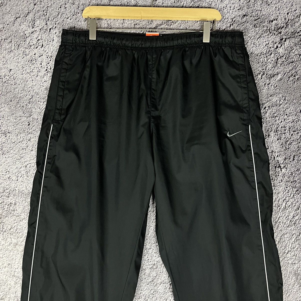 Nike × Vintage 🤖VINTAGE🤖 Nike Neylon Jogger Sport Pants Size US 34 / EU 50 - 5 Thumbnail