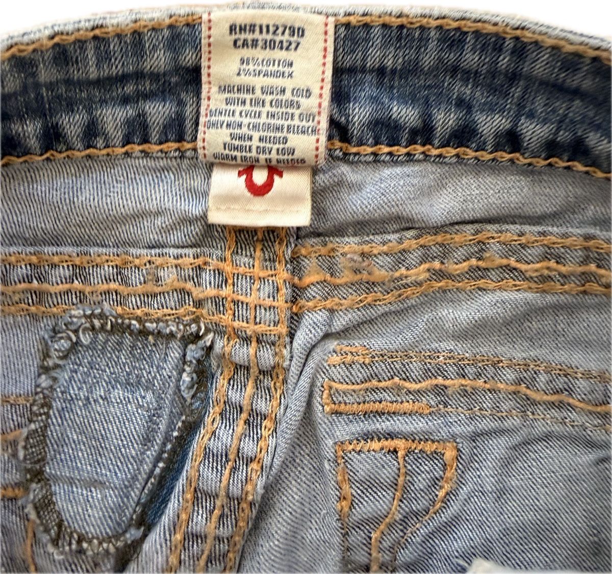True Religion Hi-Rise Boot Flared Jeans Size 26" / US 2 / IT 38 - 8 Thumbnail