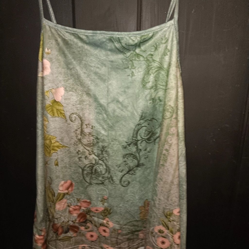 SSUR Source unknown ,green floral camisole top.nwot size 14 Size XL / US 12-14 / IT 48-50 - 5 Thumbnail