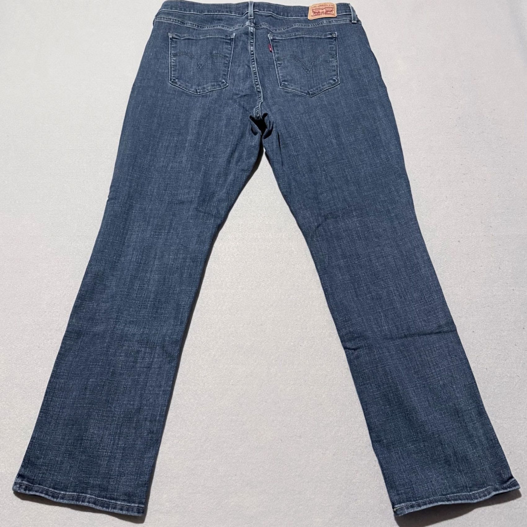Levi's Levi’s Classic Straight Leg Jeans Women Blue Denim Mid Rise Zip Fly 16 34 in 5-Pocket Design Vintage No 1990s City Size 38" / US 16 / IT 52 - 2 Thumbnail