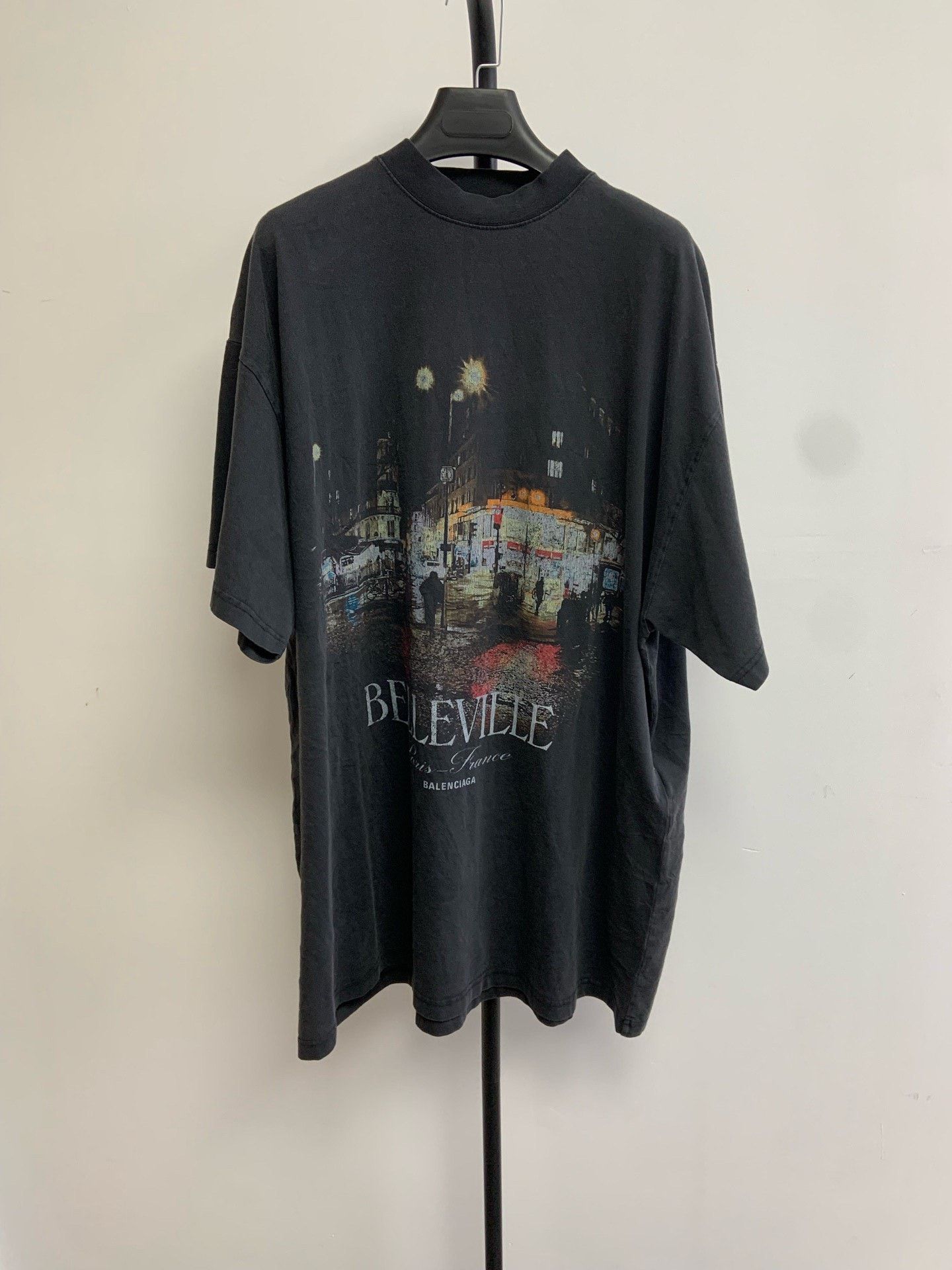 Balenciaga Balenciaga Letter Print Oversized Unisex T-shirt Size US M / EU 48-50 / 2 - 1 Thumbnail