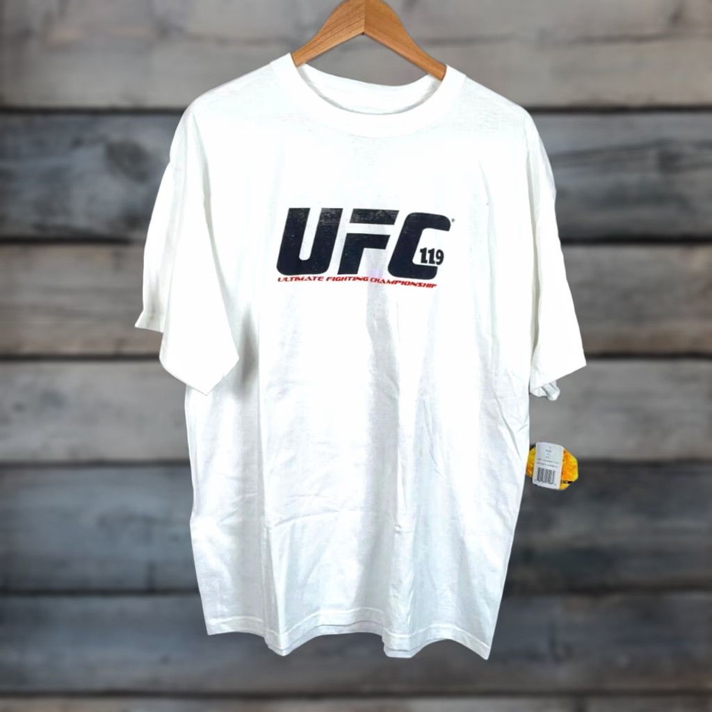 UFC VINTAGE Unworn UFC 119 T-Shirt Adult XL White Double Sided Frank Mir MMA 2010 w/ Tags Size US XL / EU 56 / 4 - 1 Thumbnail