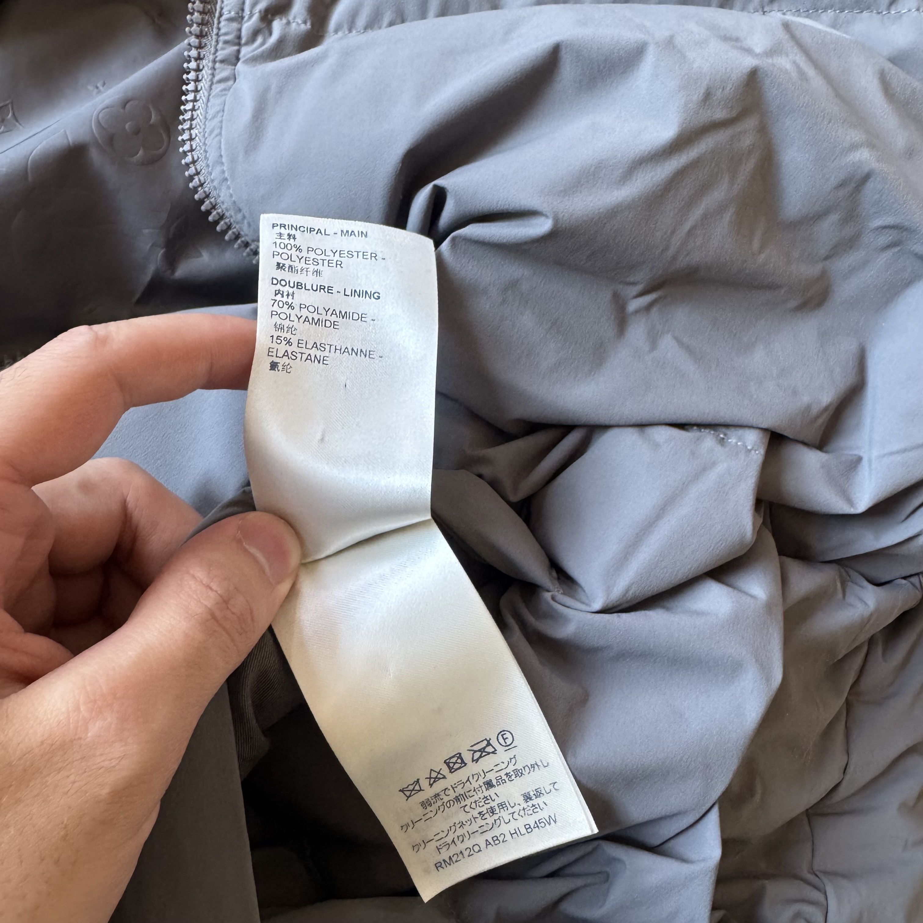 Louis Vuitton Louis Vuitton - Reversible Monogram Down Jacket - Grey Size US XL / EU 56 / 4 - 11 Thumbnail