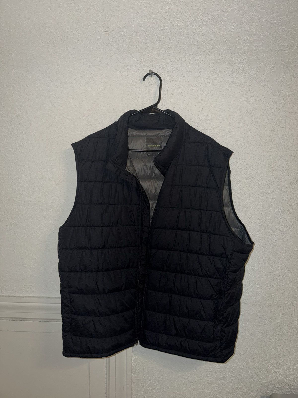 Tek Gear Tekgear vest Size US XL / EU 56 / 4 - 1 Thumbnail