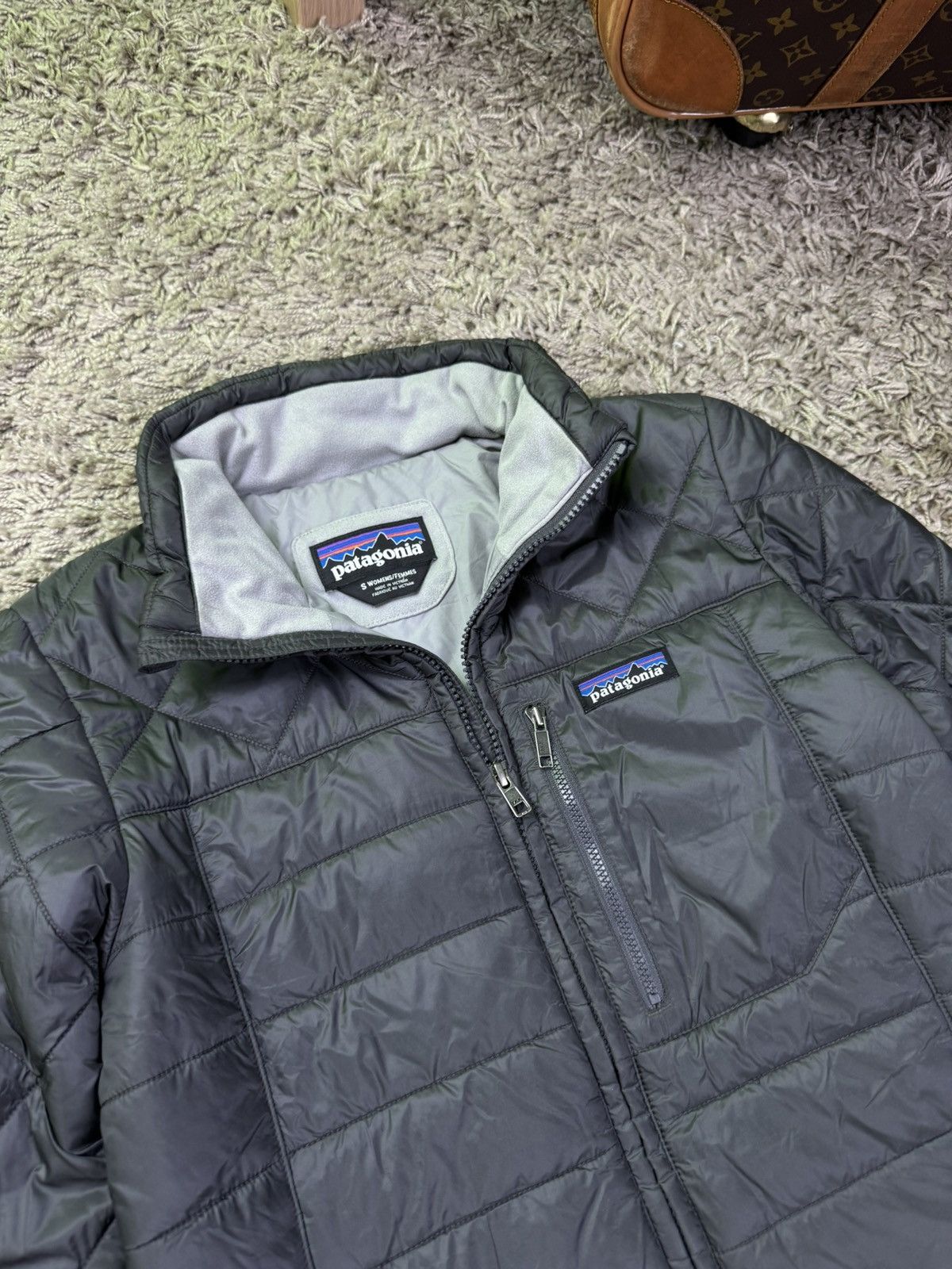 Patagonia Down puffer jacket Patagonia original casual outdoors item Size S / US 4 / IT 40 - 3 Thumbnail