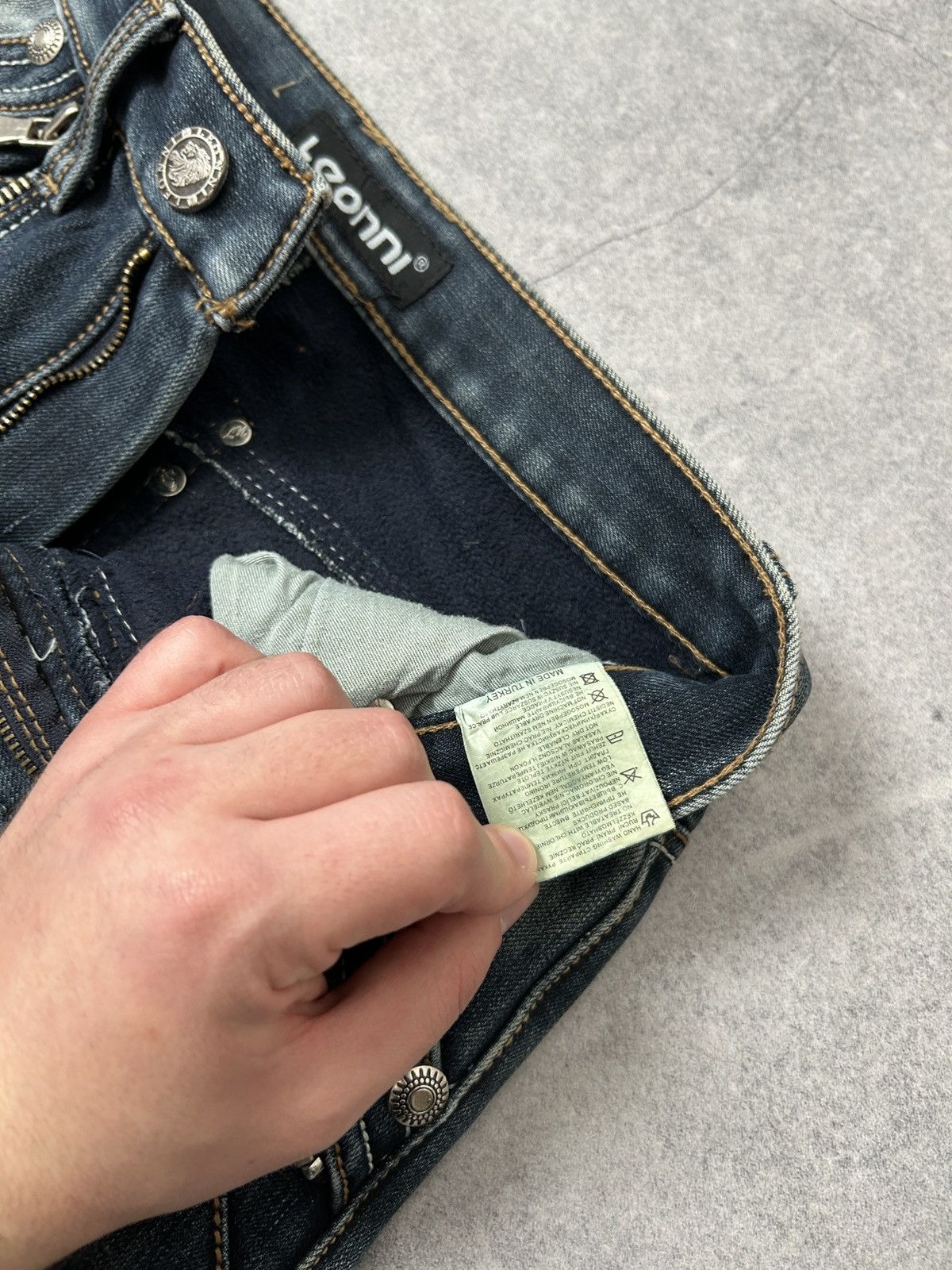 Japanese Brand Leonni washed dark blue flared jeans mens avant-garden Size US 34 / EU 50 - 9 Thumbnail