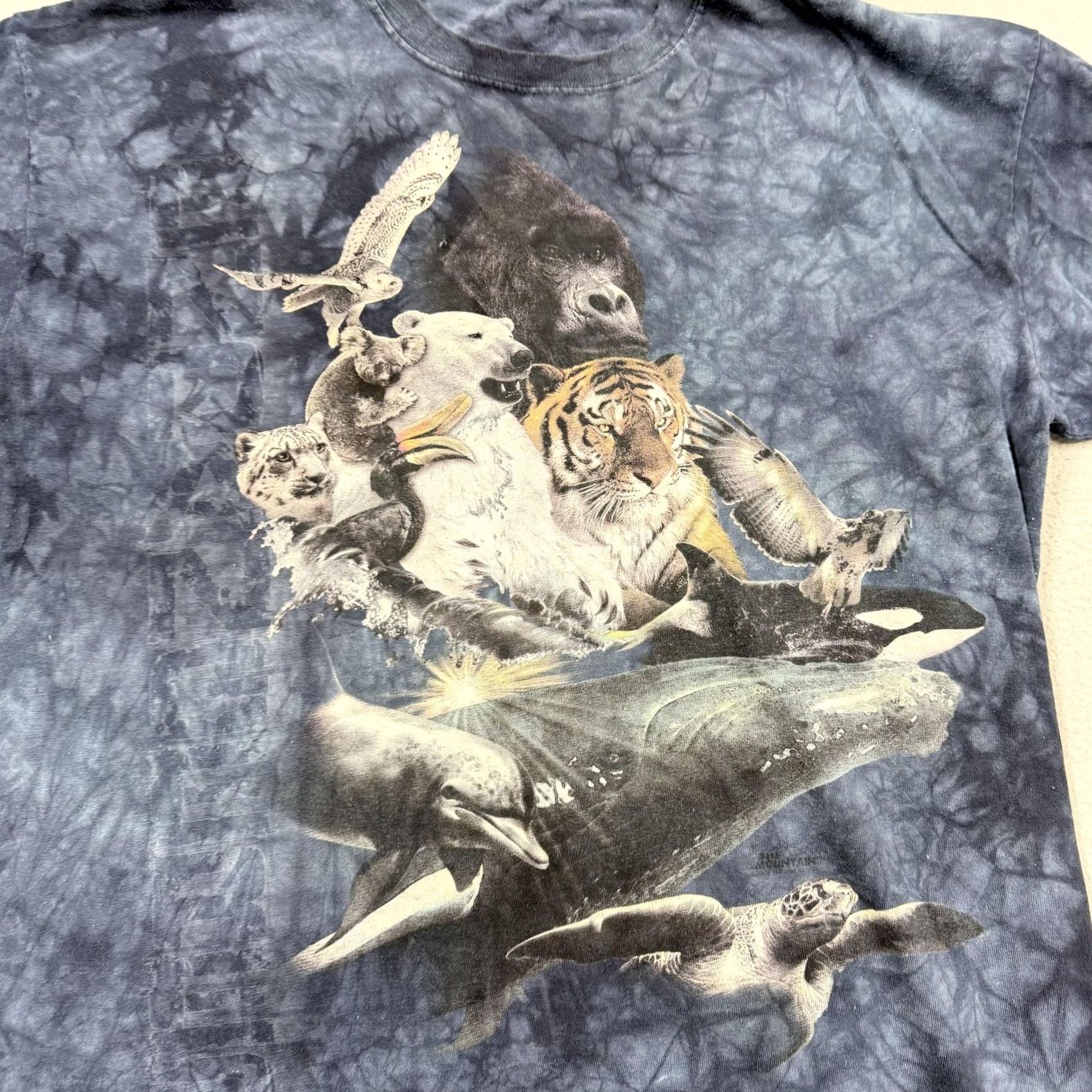 The Mountain Nike Shirt Mens Large Blue Tie Dye Animal Ocean Jungle Nature Graphic Print Size US L / EU 52-54 / 3 - 2 Thumbnail