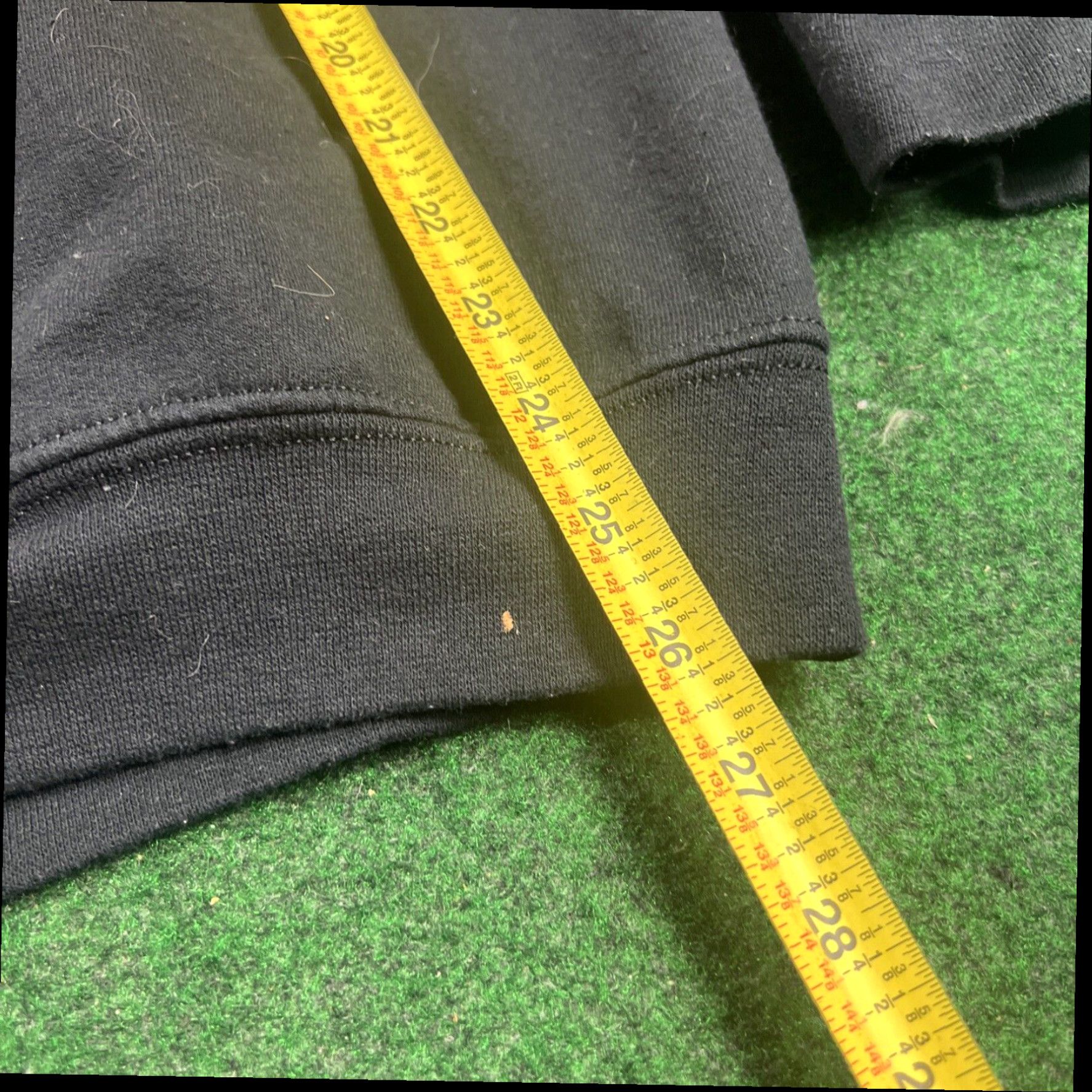 Gildan University of Purdue Sweater Black Size Medium Gildan Size US M / EU 48-50 / 2 - 6 Thumbnail