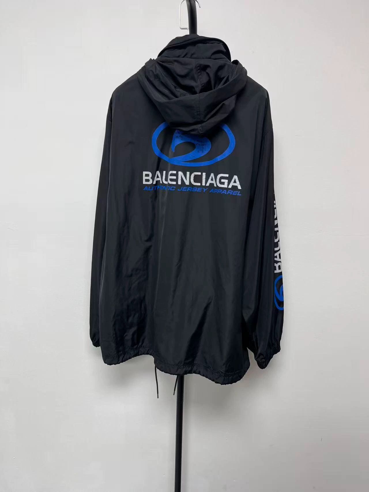Balenciaga Balenciaga Logo Print Crew Neck ButtonLong-Sleeve Jacket Size US XXS / EU 40 - 2 Thumbnail