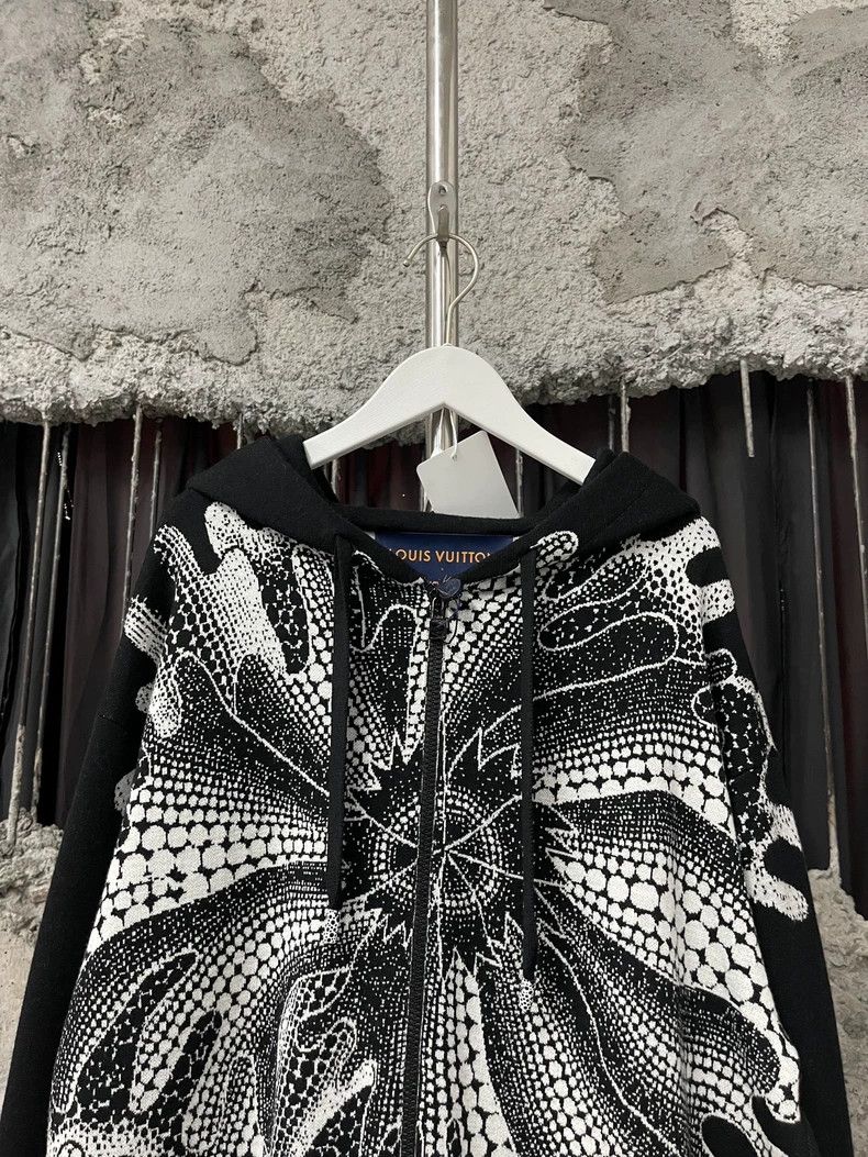 Louis Vuitton Louis Vuitton Yayoi Kusama Cashmere Zip Jacket Size US M / EU 48-50 / 2 - 3 Thumbnail