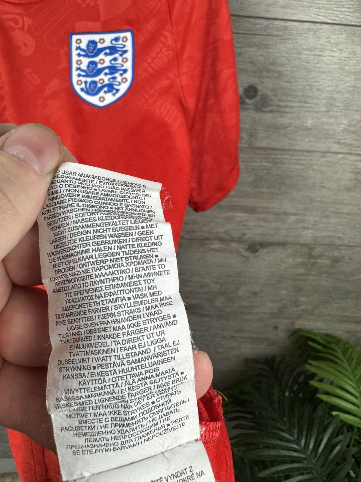 Nike Nike England Soccer Jersey Football Shirt Size M Size US M / EU 48-50 / 2 - 7 Thumbnail
