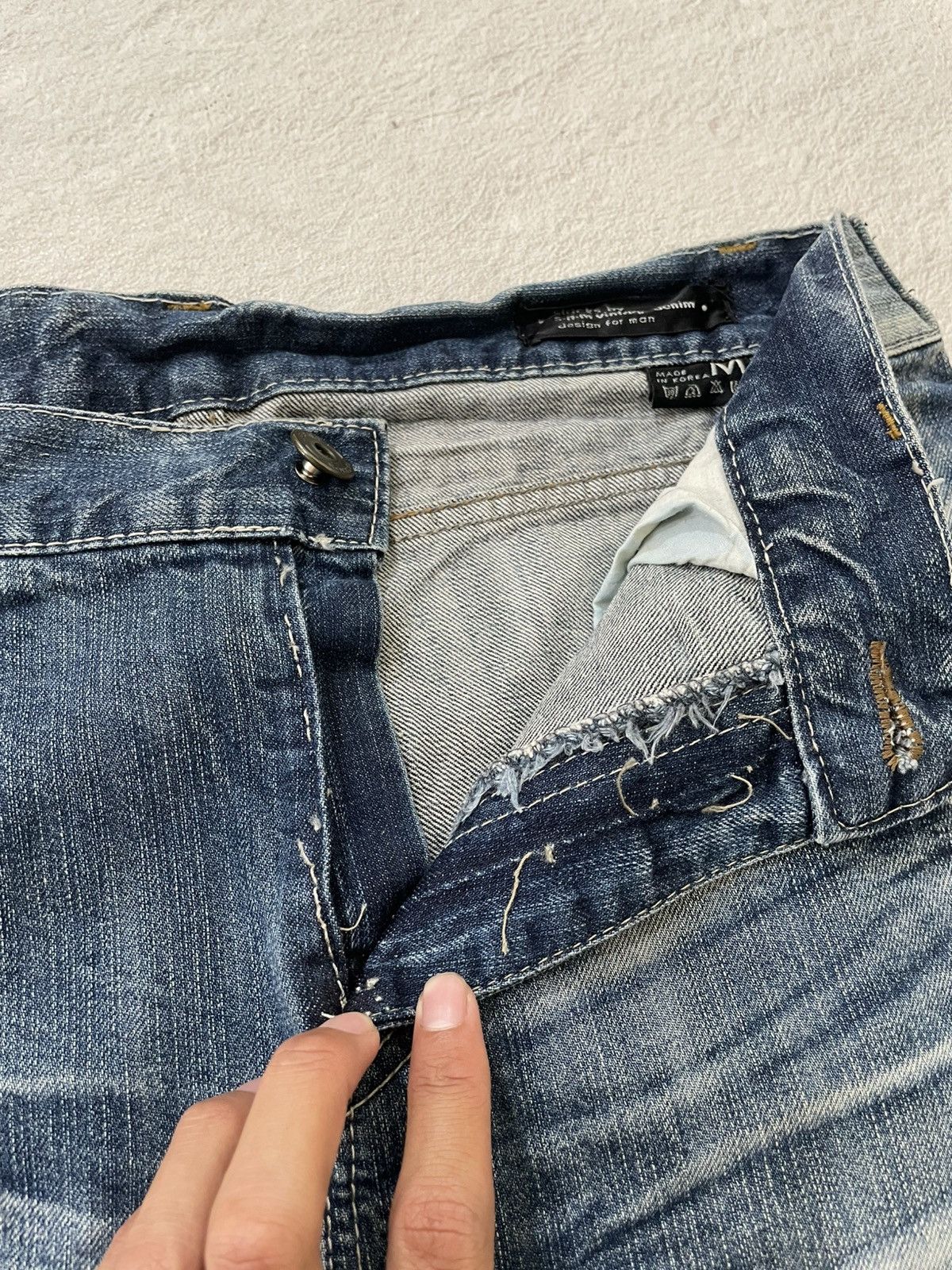 Japanese Brand 2000s Slack Rare Faded Denim Blue Jeans Stonewash Y2K Japan Size US 31 - 10 Thumbnail