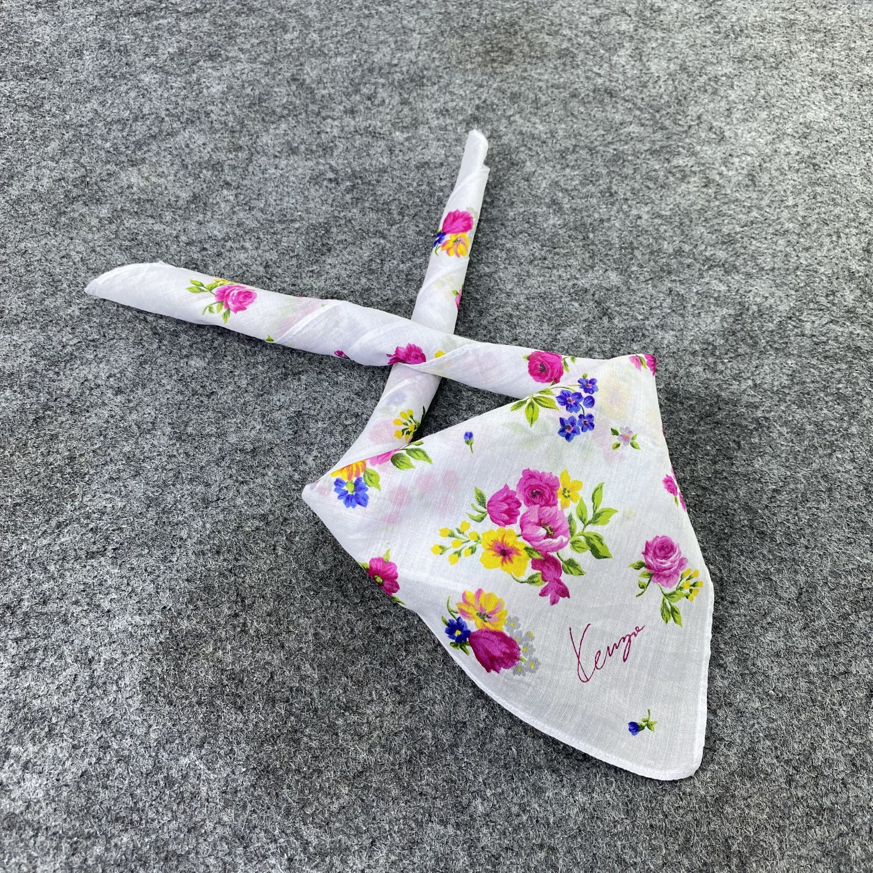 Kenzo Kenzo Handkerchief / Bandana / Neckerchief-B1350 Size ONE SIZE - 1 Thumbnail