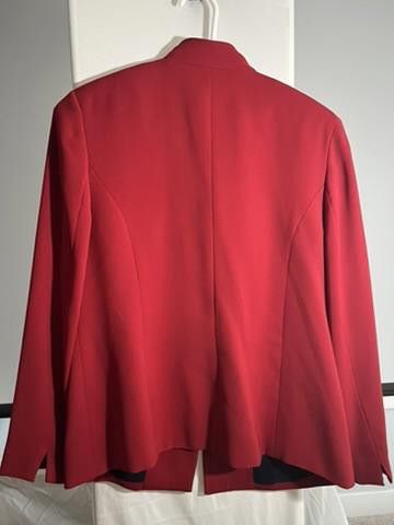 Designer Chic Amanda Smith Red Blazer - Elegant & Versatile Size M / US 6-8 / IT 42-44 - 3 Thumbnail