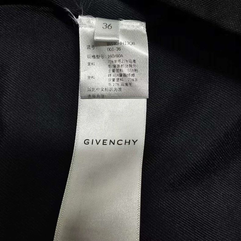 Givenchy Givenchy Size36 Black Zipper Short Skirt Size M / US 6-8 / IT 42-44 - 4 Thumbnail