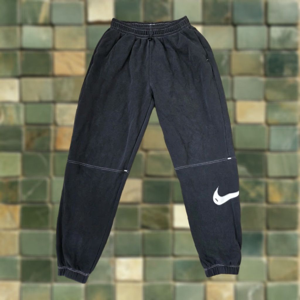 Nike Nike Women's XS Track Pants Black Size 26" / US 2 / IT 38 - 1 Thumbnail