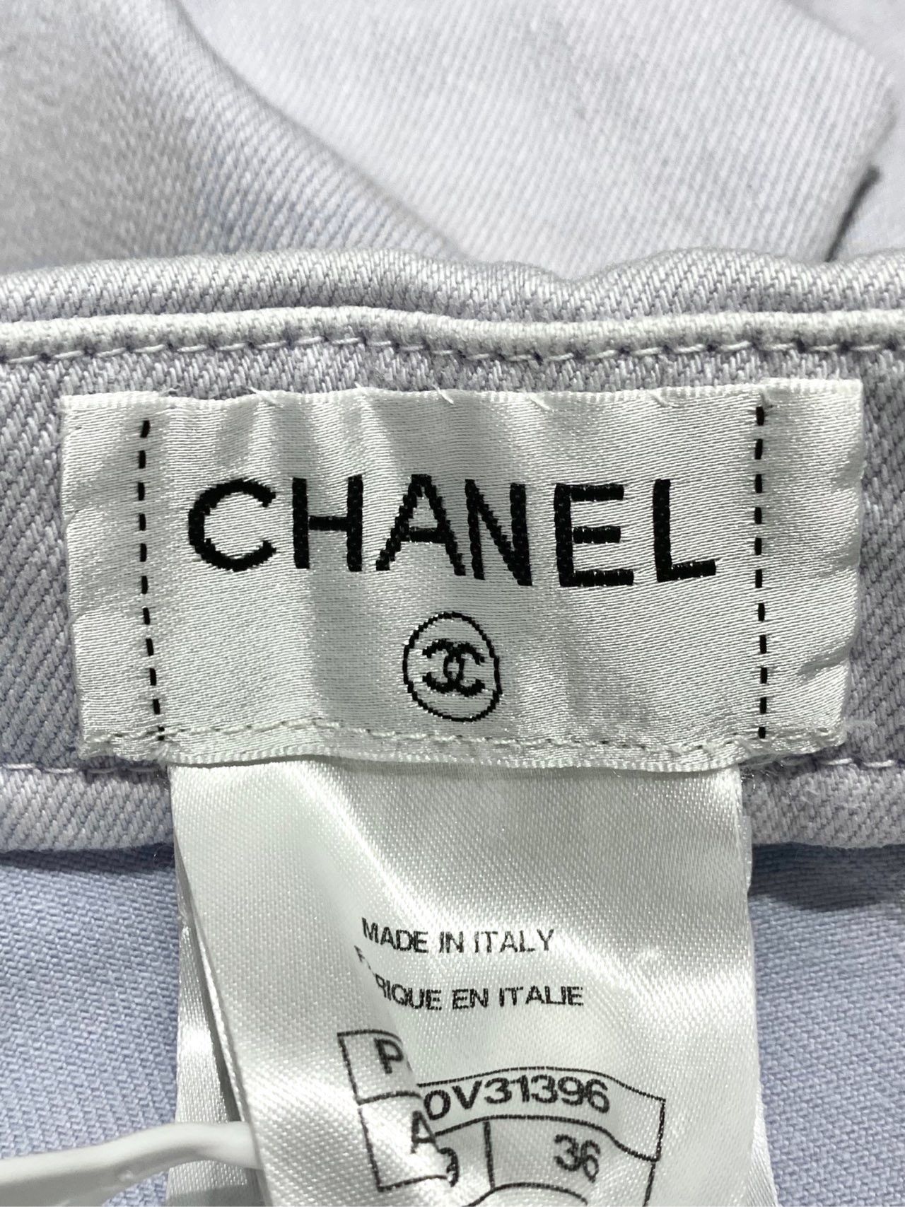 Chanel Chanel Logo Lettered Straight Leg Jeans Pants Light Blue Size 26" / US 2 / IT 38 - 6 Thumbnail