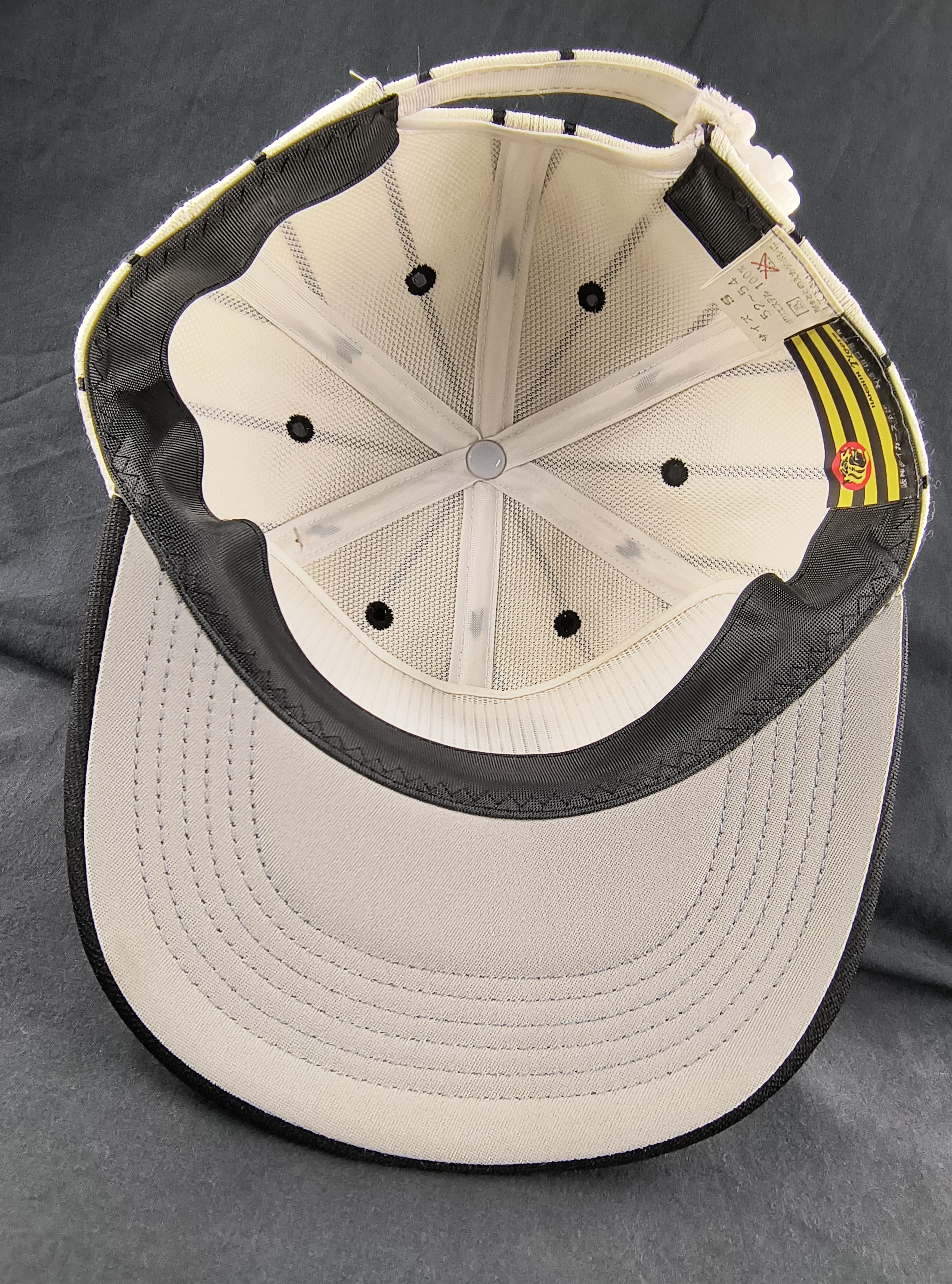 Japanese Brand DSWT vintage Hanshin Tigers Japan 80s hat Size ONE SIZE - 7 Thumbnail