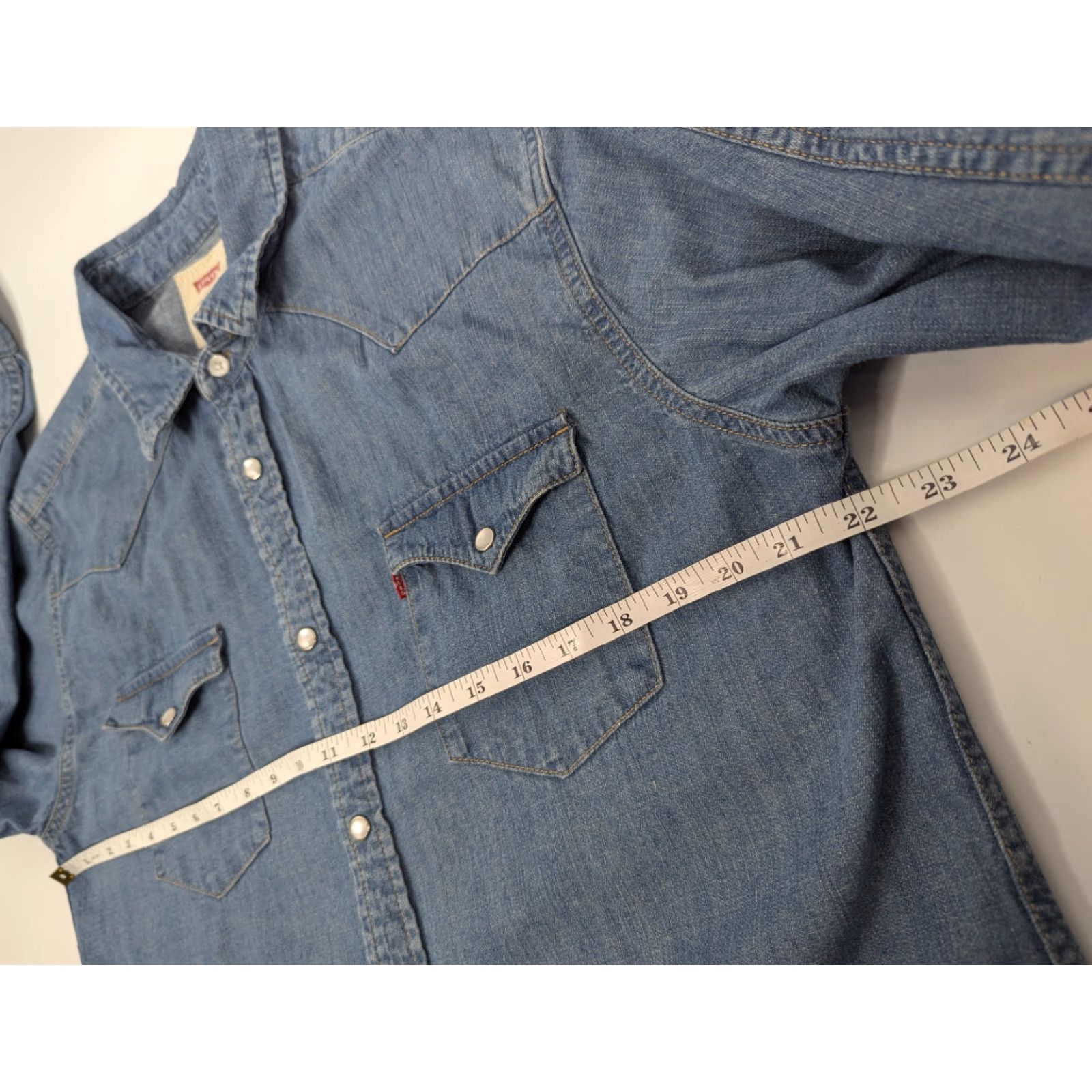 Levi's VINTAGE Levi's Denim Shirt Mens Large Western Pearl Snap Long Sleeve Cowboy Rodeo Work Size US L / EU 52-54 / 3 - 6 Thumbnail