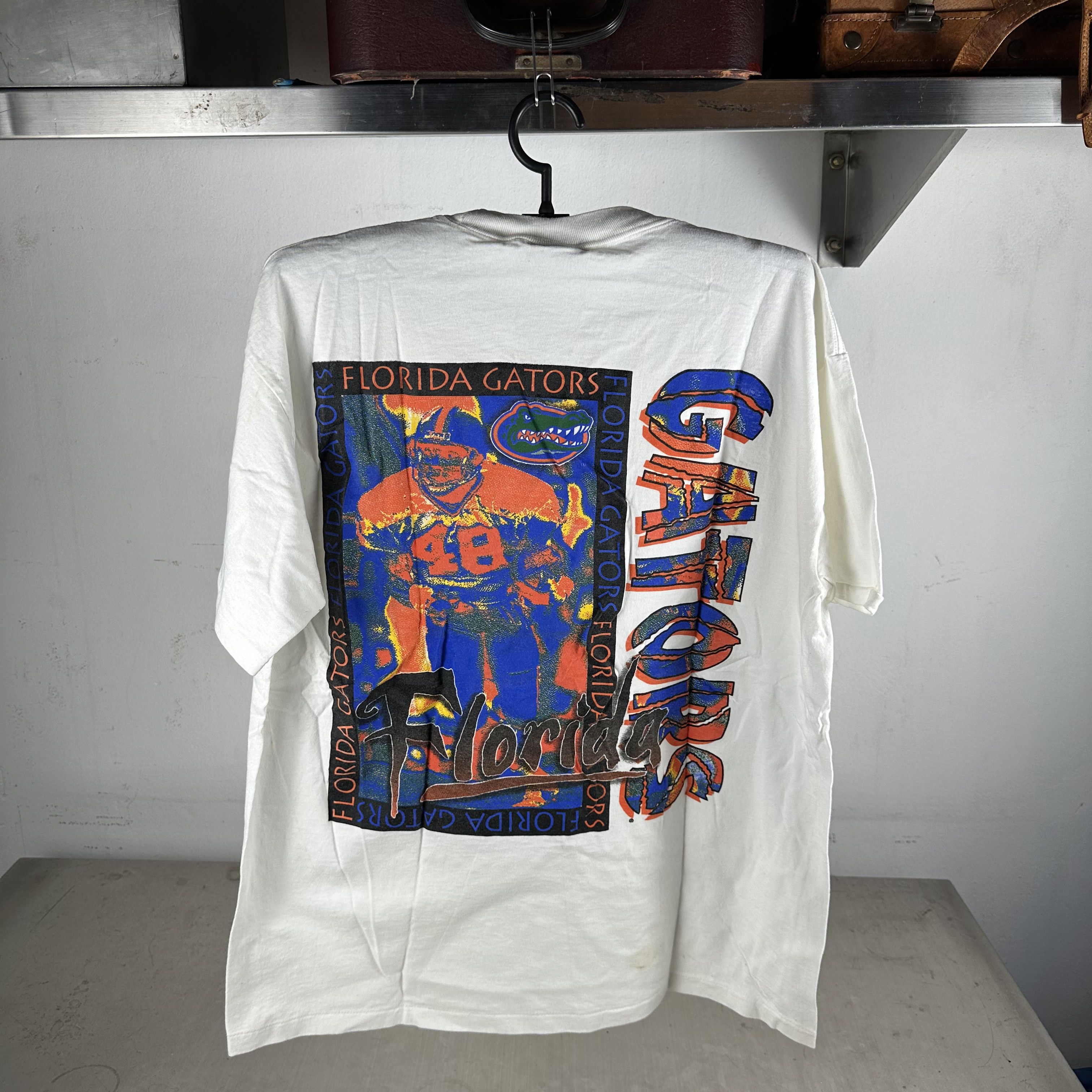 Vintage Vintage 90s Florida Gators NCAA Single Stitch T-shirt Size US XL / EU 56 / 4 - 1 Thumbnail