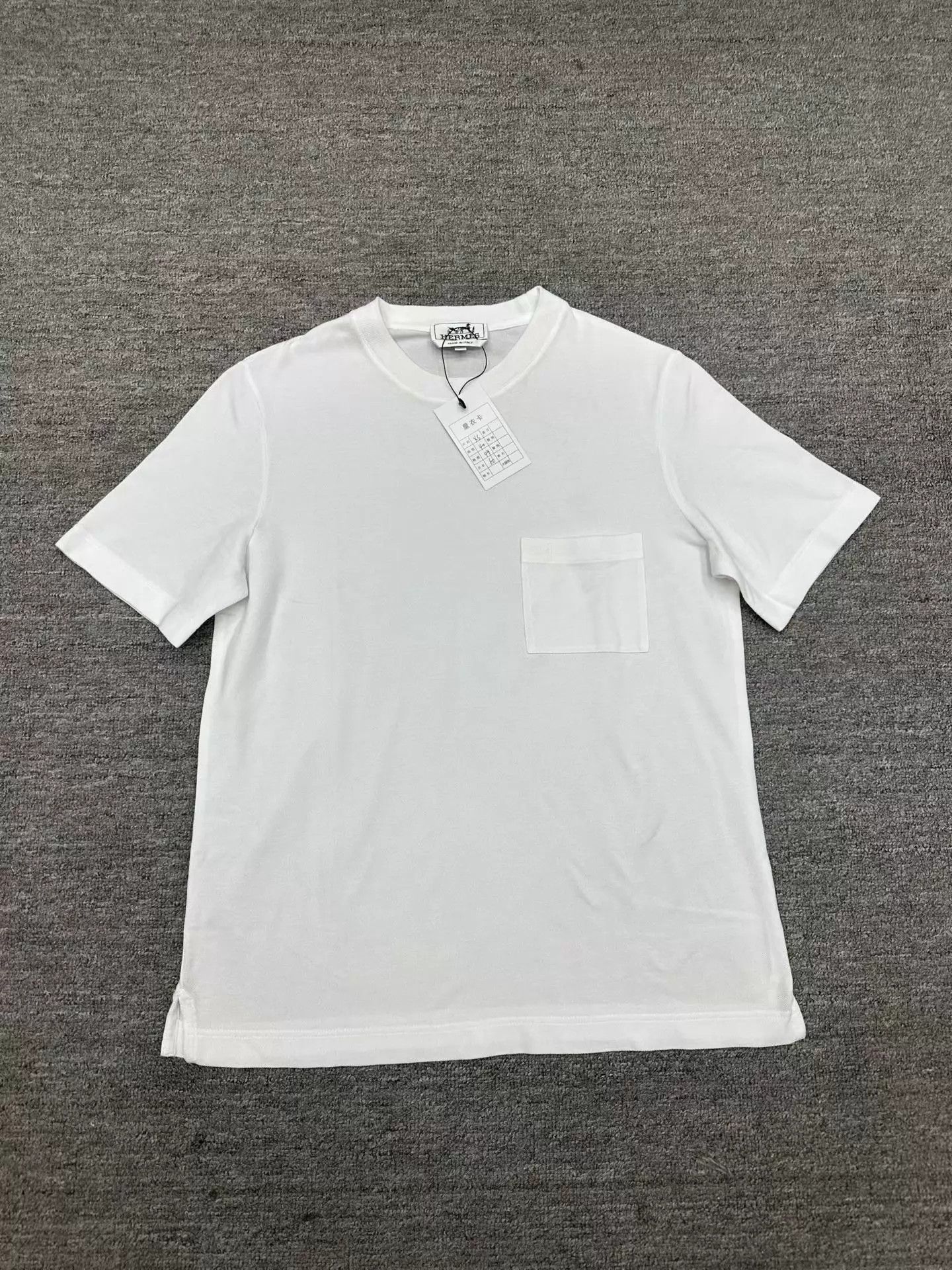 Hermes Hermes H Short Sleeve Tee XS Worn Once Size XS / US 0-2 / IT 36-38 - 1 Thumbnail