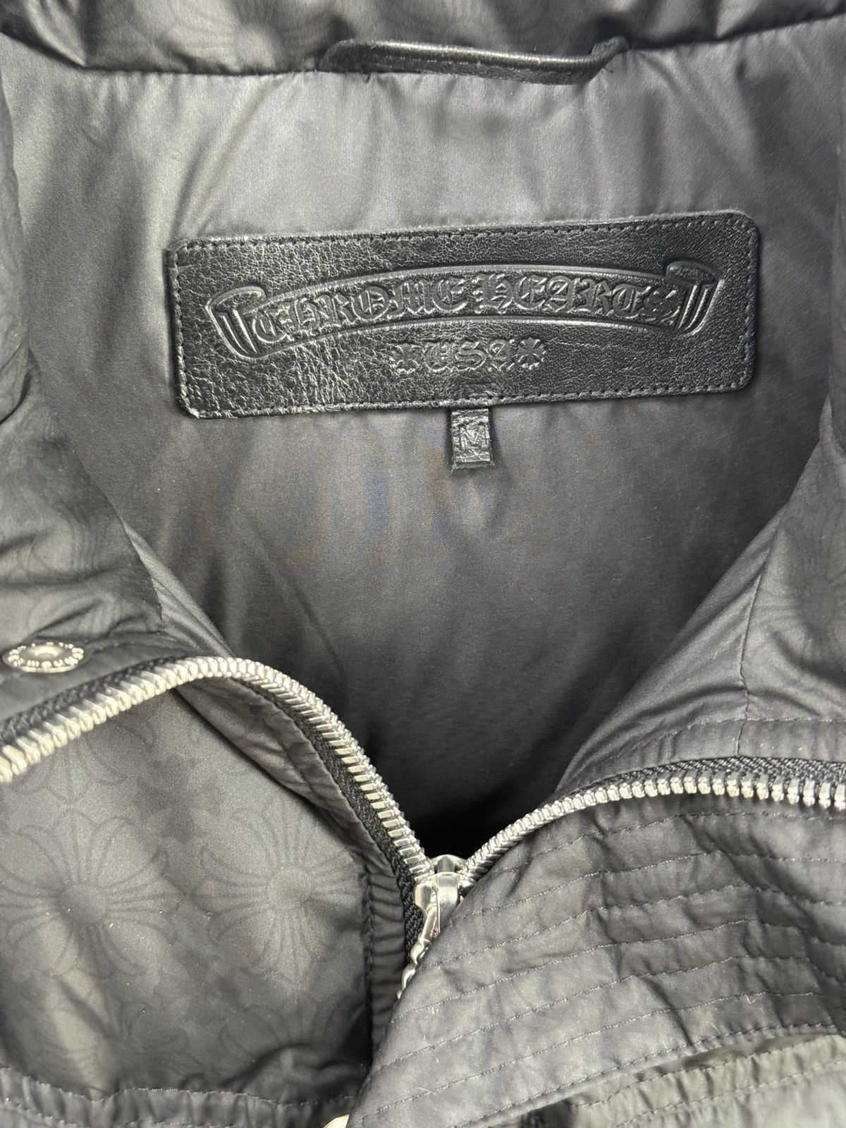 CHROME HEARTS｜ JKT U STIFF V2 FBRC CH PRINT｜DOWN JACKET