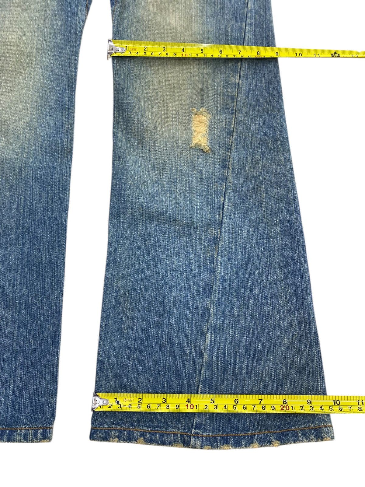 Japanese Brand Japanese Brand Mud Faded Wash Style Flare Jeans Size US 32 / EU 48 - 8 Thumbnail