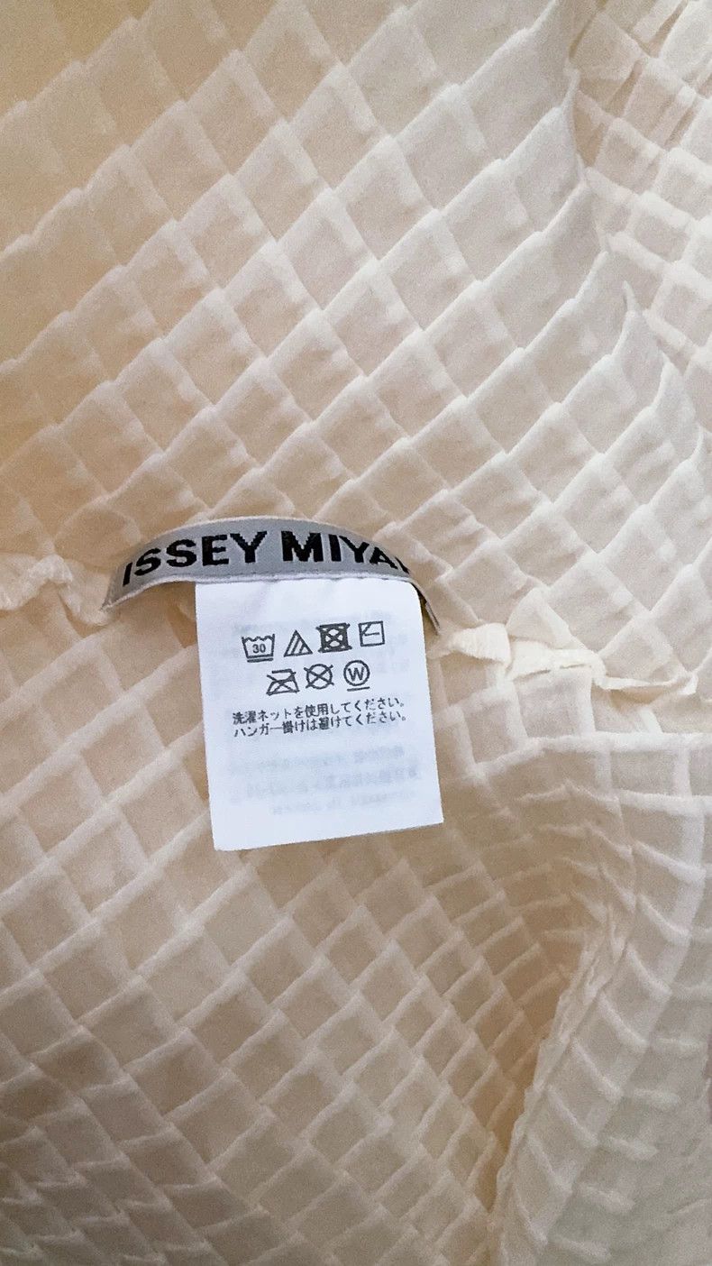 Issey Miyake issey miyake size:one size Off-white cardigan 2505-Nextarr Size XXS / US 00 / IT 34 - 5 Thumbnail