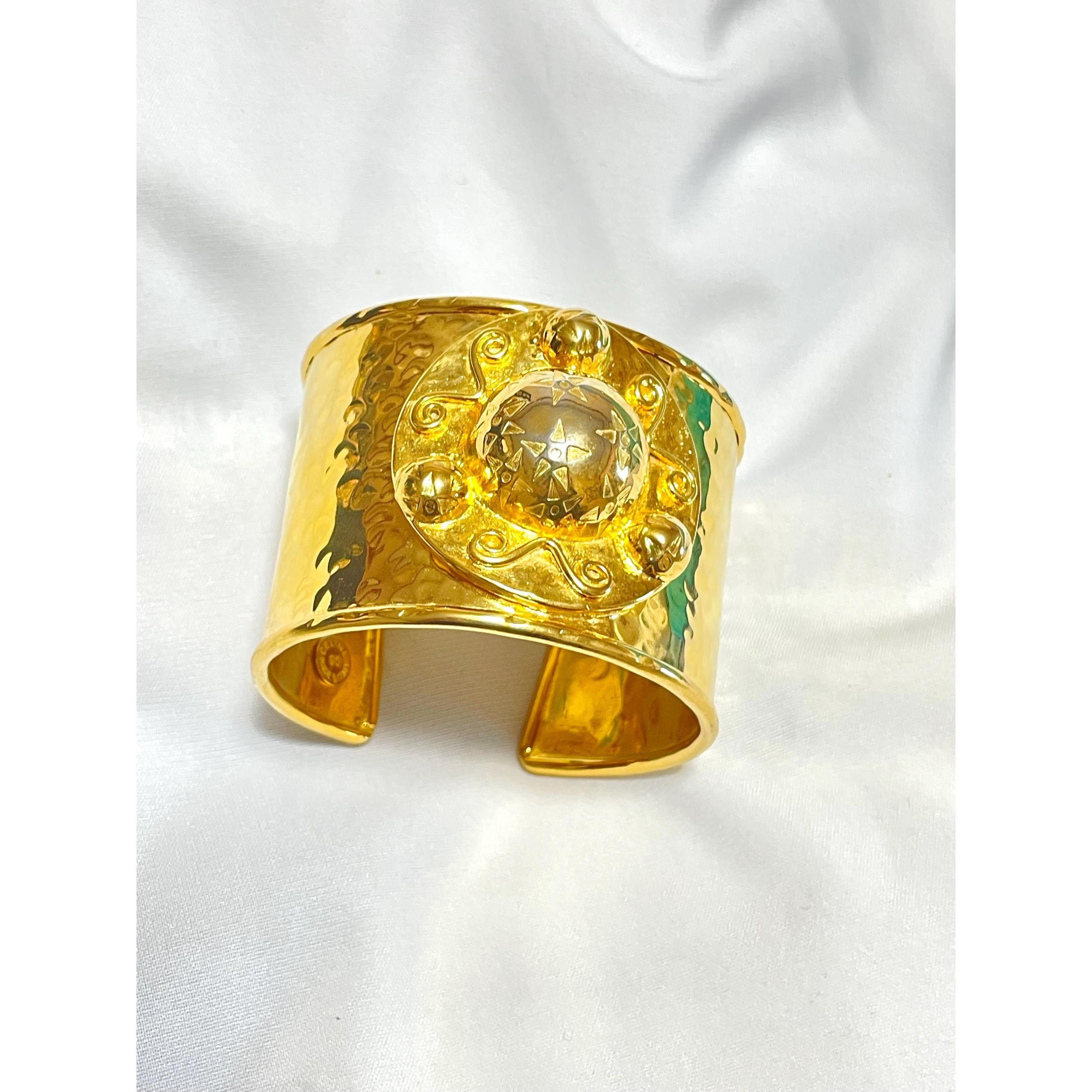 Celine Vintage Celine thick cuff link bangle/ bracelet with stars Size ONE SIZE - 1 Thumbnail