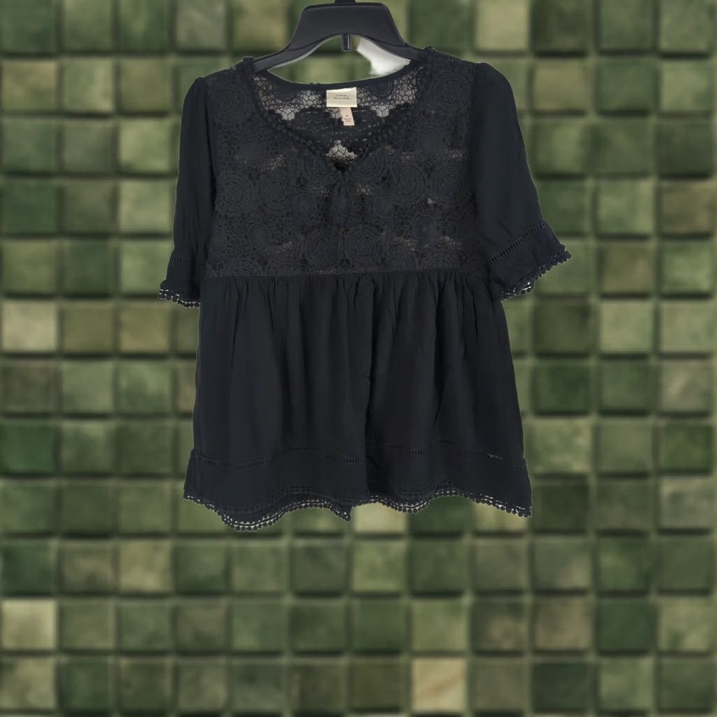 Vintage Knox Rose Women Top Small Black Crochet Lace V-Neck Short Sleeve Pullover Prairie Peasant Casual Sleeve Relaxed Fit Blouse Size S / US 4 / IT 40 - 1 Thumbnail