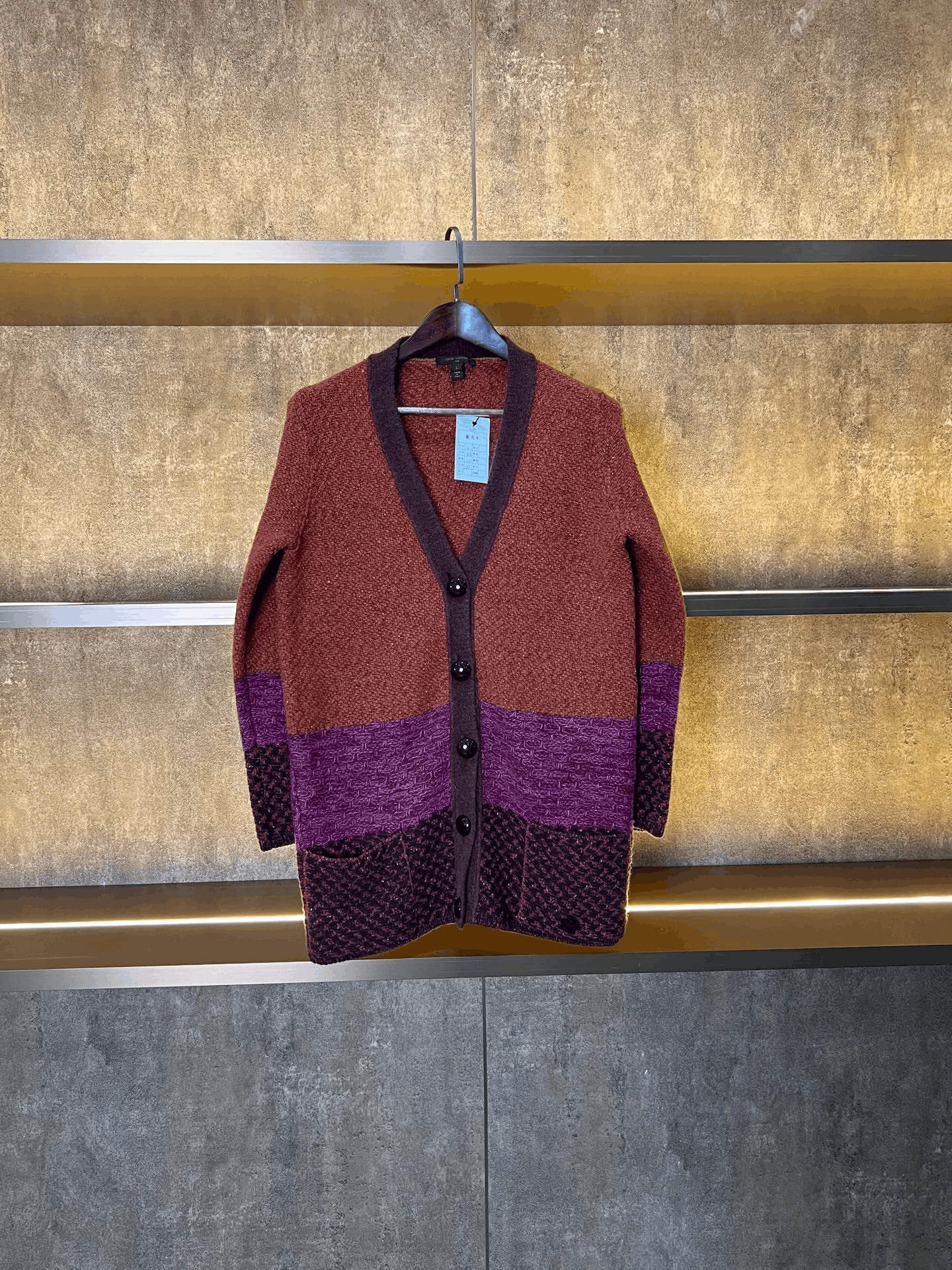 Louis Vuitton Louis Vuitton Wool Multi Sweater l Men Size US L / EU 52-54 / 3 - 1 Thumbnail