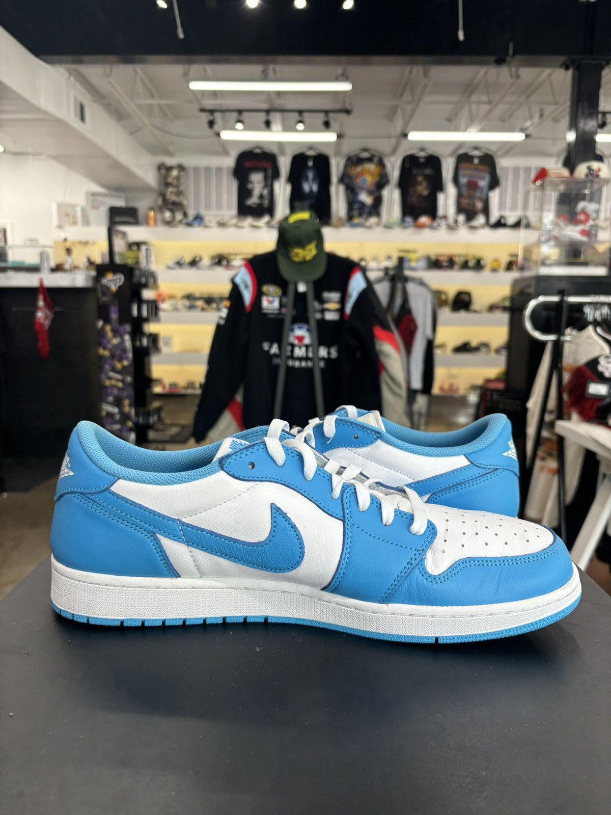 Nike Jordan 1 Low SB UNC Eric Koston Sz. 14 Size US 14 / EU 47 - 4 Thumbnail