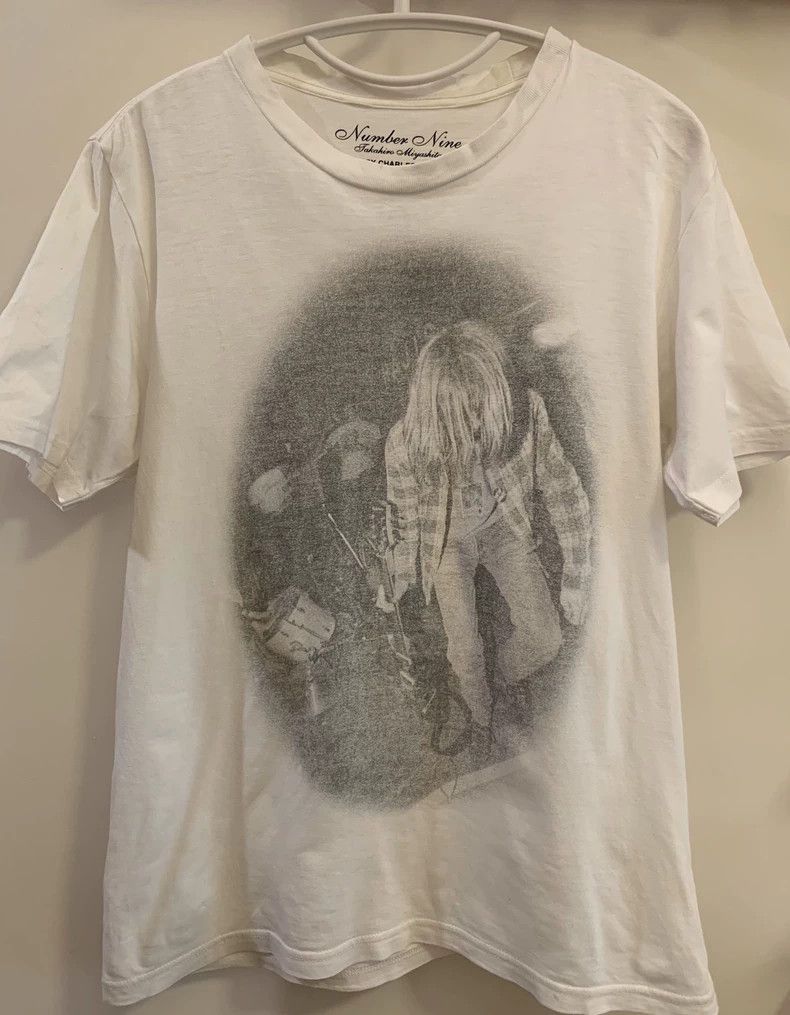 NIRVANA  COBAIN NUMBER (N)INE Tシャツ Number Nine Nirvana Kurt Cobain Snoopy T-Shirt - TokoPyramid