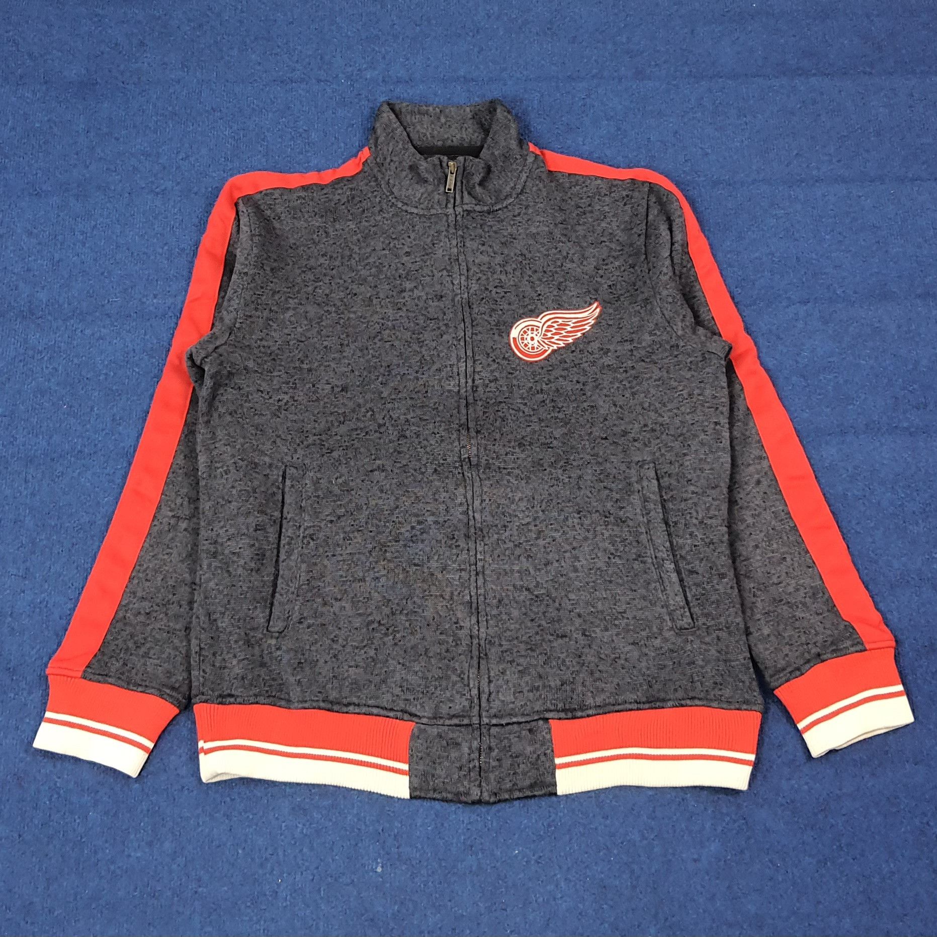 NHL Vintage CCM NHL Detroit Red Wings Zipper Sweater C273N12 Size US L / EU 52-54 / 3 - 1 Thumbnail