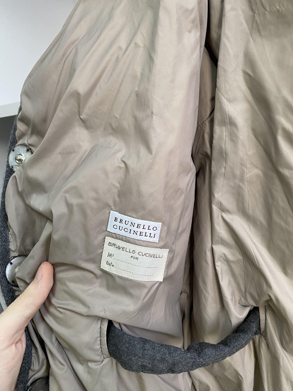 Brunello Cucinelli × Designer × Vintage Vintage Brunello Cucinelli women’s Cashmere Luxury Gray Coat Size M / US 6-8 / IT 42-44 - 8 Thumbnail