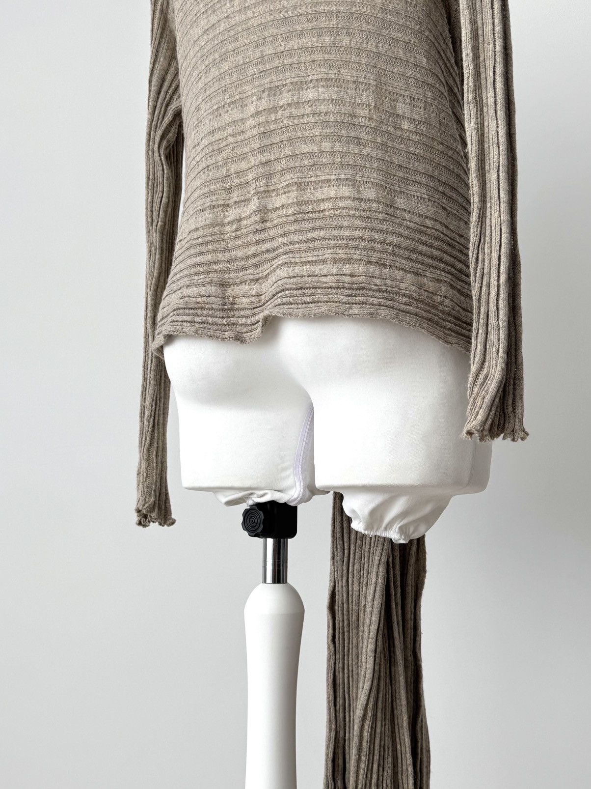 Japanese Brand × Y's × Yohji Yamamoto Vintage 00s Y’s by Yohji Yamamoto Women’s Knit Wrap Cardigan Size S / US 4 / IT 40 - 9 Thumbnail