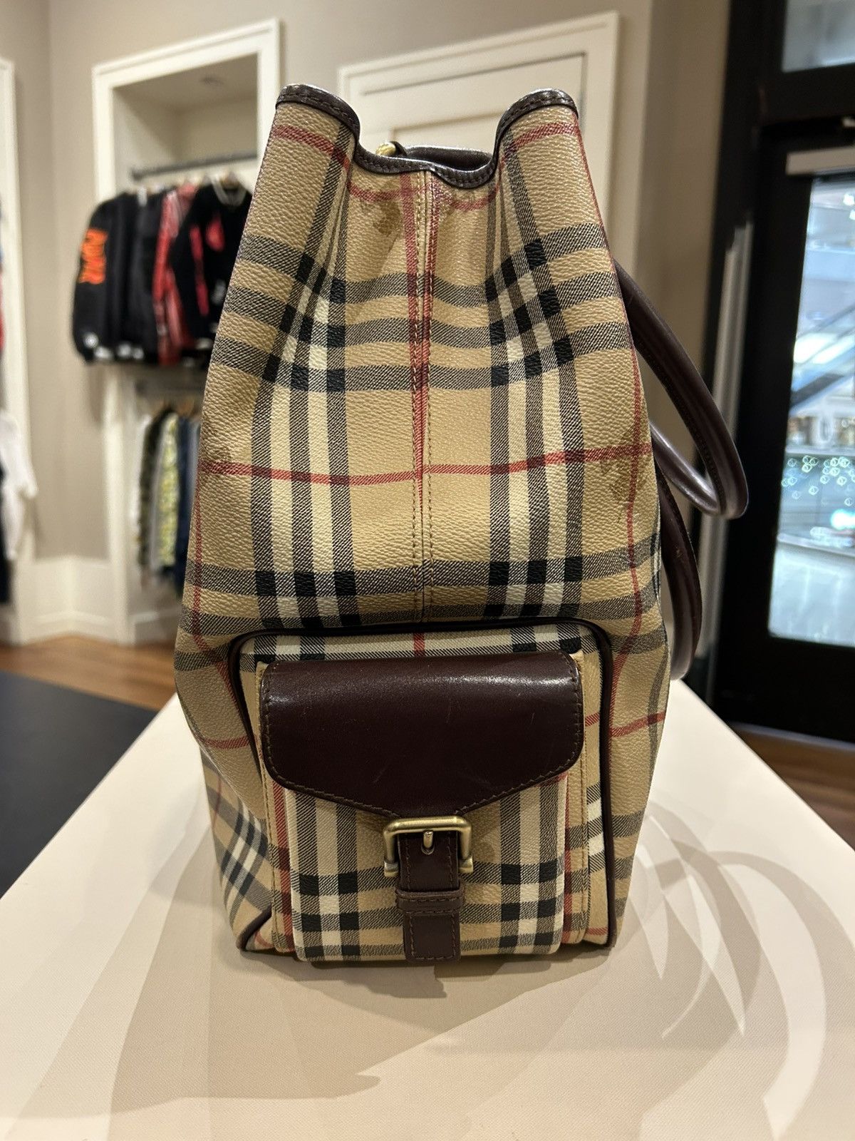Burberry Burberry Bucket Leather Tote Bag Size ONE SIZE - 4 Thumbnail