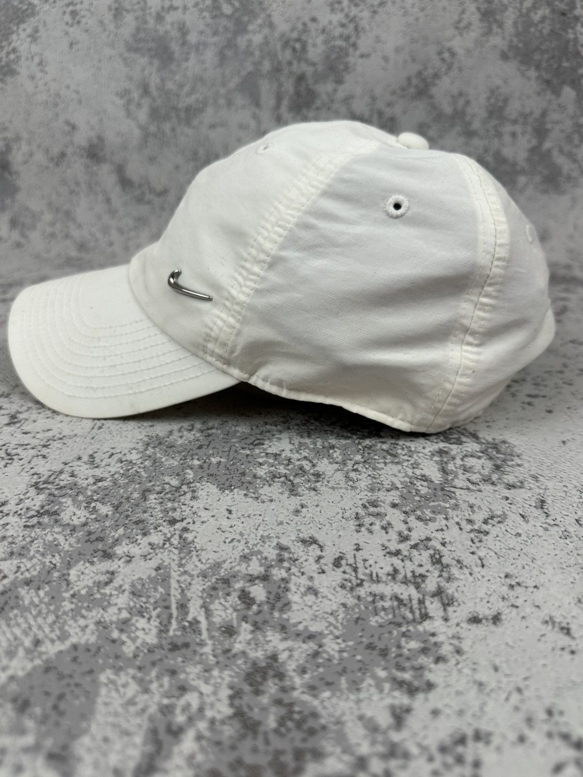 Nike Nike Heritage86 White Mini Swoosh Cap Clean Minimal Look Size ONE SIZE - 5 Thumbnail