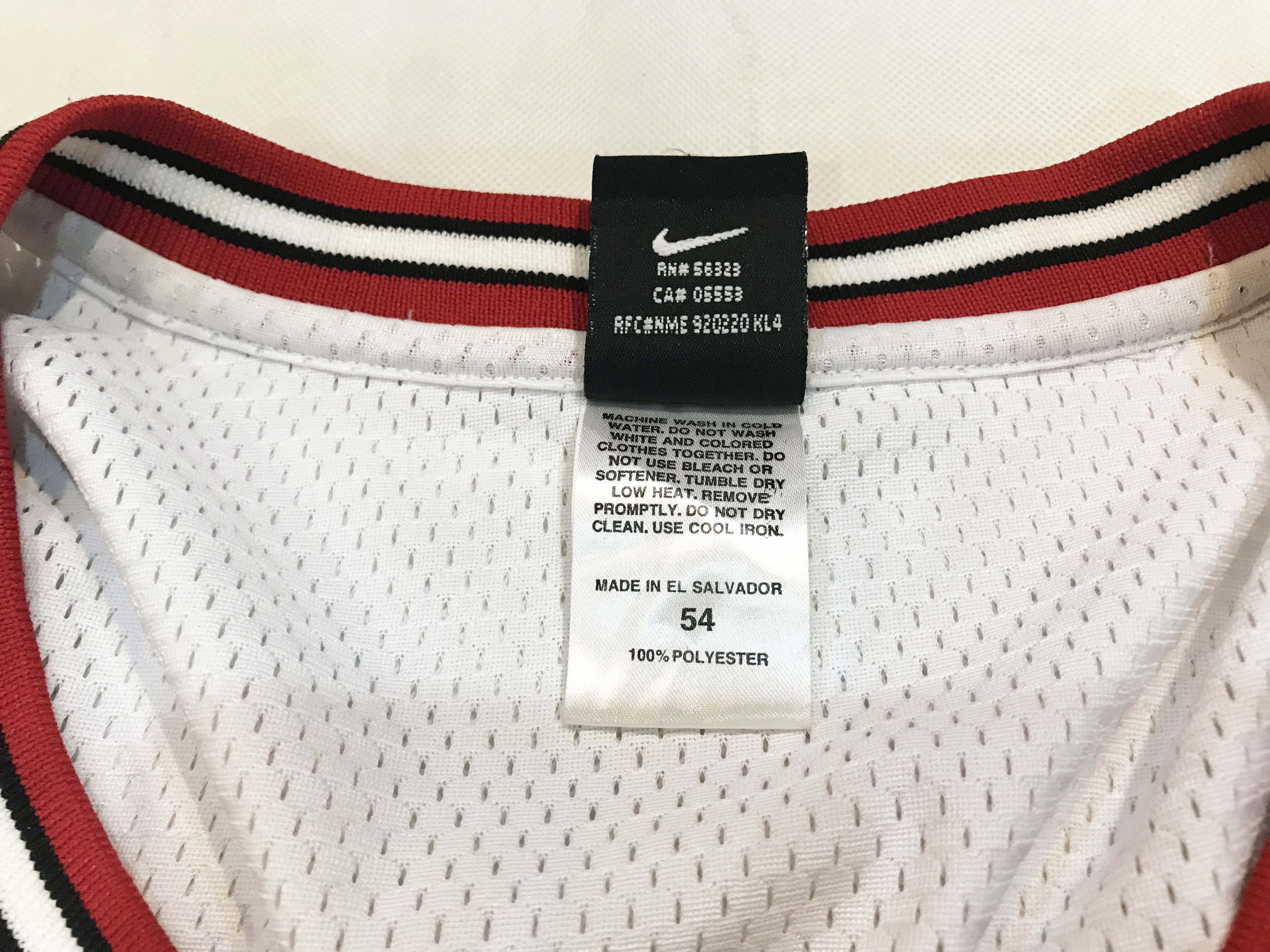 Nike Nike Authentic NBA Chicago Bulls MICHAEL JORDAN #45 Jersey Size US XXL / EU 58 / 5 - 4 Thumbnail
