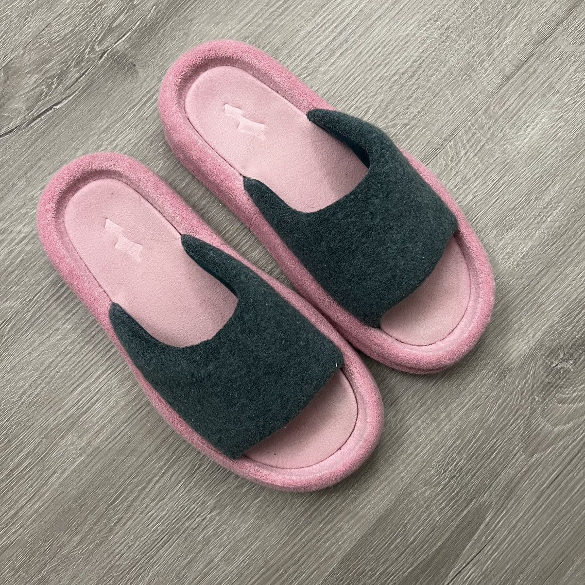SKYLRK SKYLRK Rest Slipper | Grailed