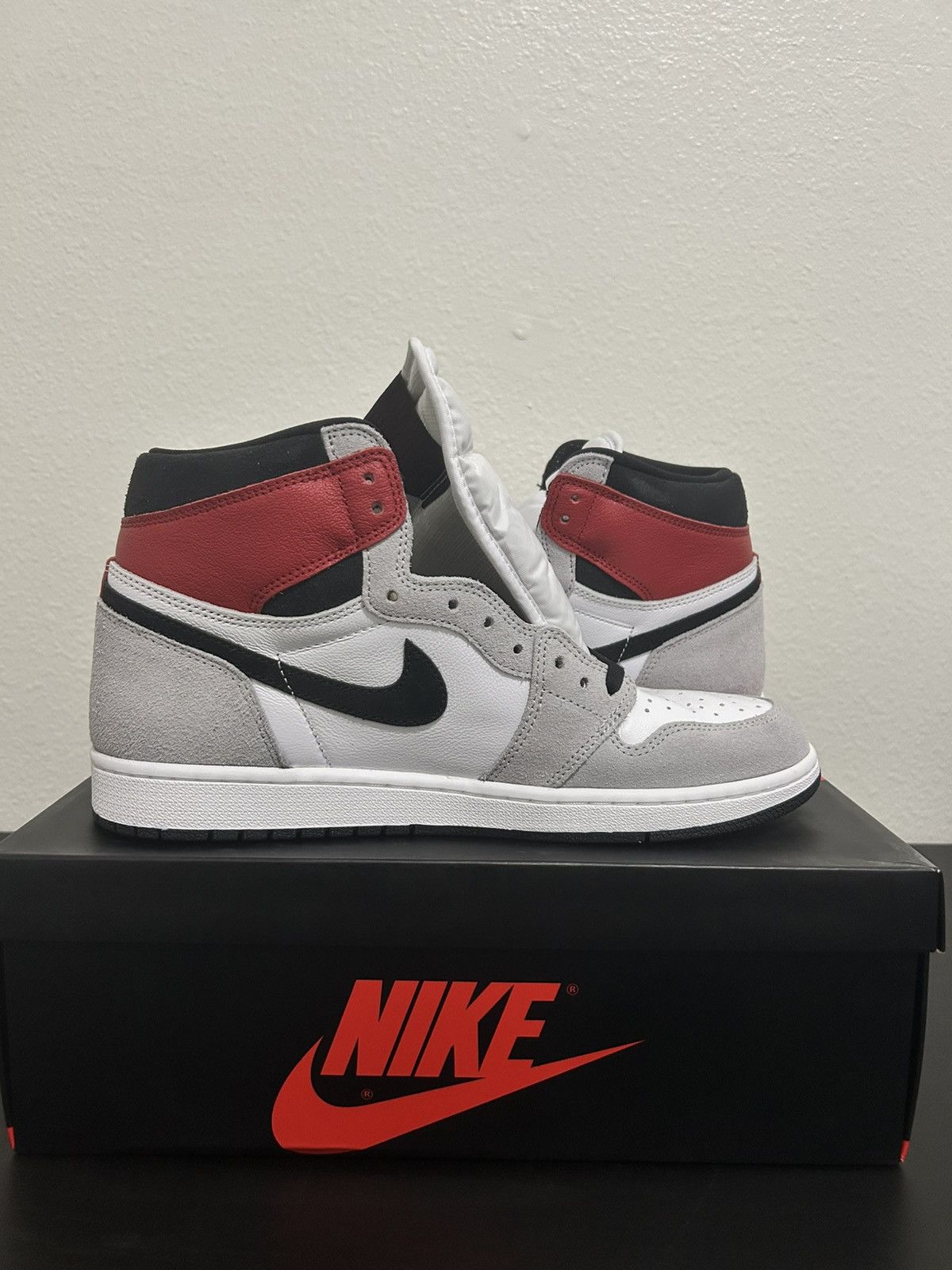 Jordan Brand × Nike Jordan 1 High Smoke Grey Size US 11.5 / EU 44-45 - 3 Thumbnail