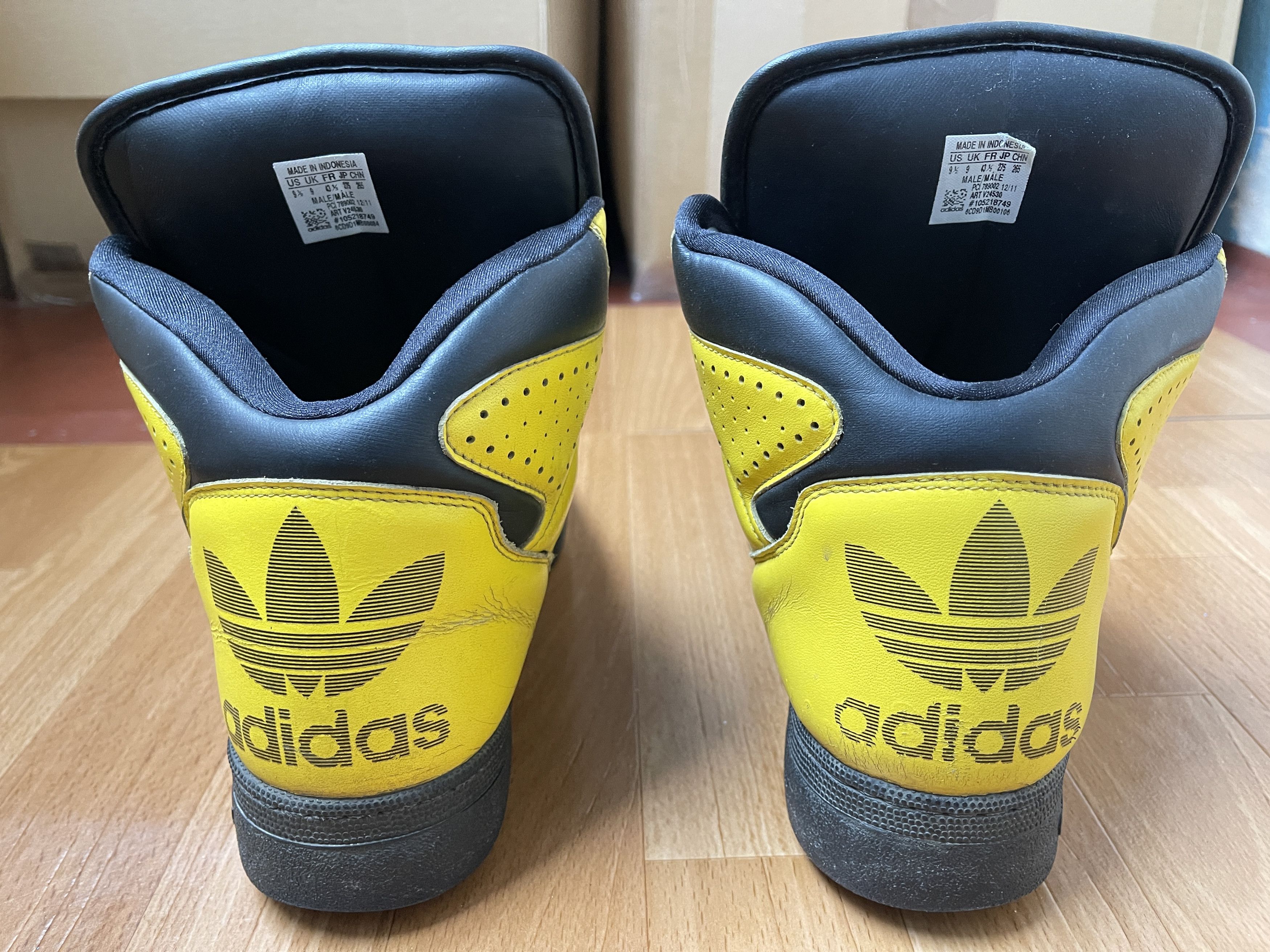 Adidas × Jeremy Scott Adidas sneakers Jeremy Scott Instinct Top shoes ObyO V24530 Size US 9.5 / EU 42-43 - 13 Thumbnail