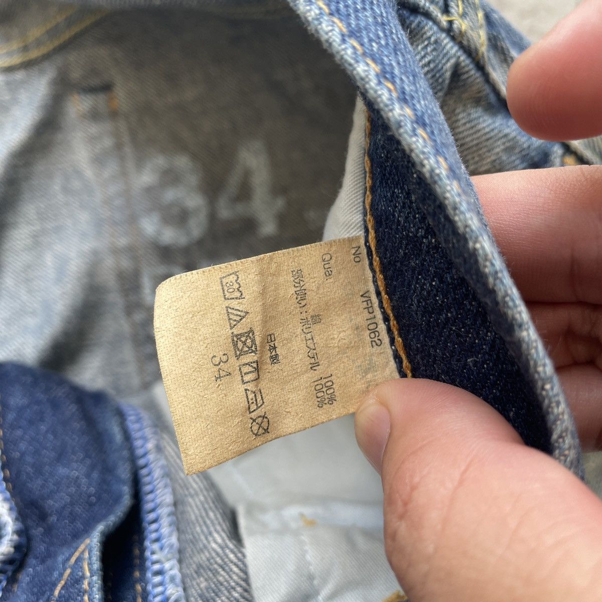 Japanese Brand W35 Vintage Japan Selvedge Faded Jeans Pants Stonewash Denim Size US 35 - 8 Thumbnail