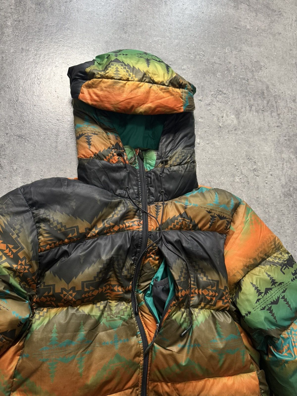 Nike ACG Vintage Nike ACG x Pendleton Native Print Puffer Down Jacket Size US L / EU 52-54 / 3 - 5 Thumbnail