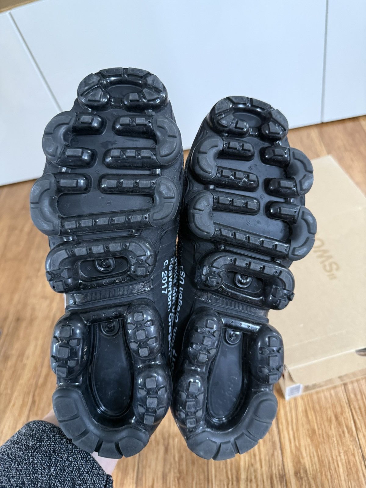 Nike × Off-White Nike X Off-White Vapormax Size US 8.5 / EU 41-42 - 4 Thumbnail