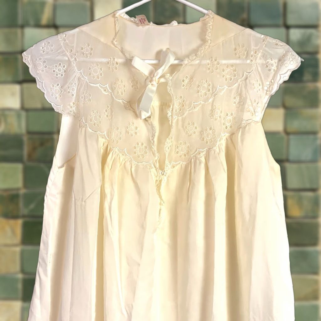 Vintage VINTAGE Godfried Nightgown Shirt Nylon Yellow 1960s Small Womens Size ONE SIZE - 1 Thumbnail
