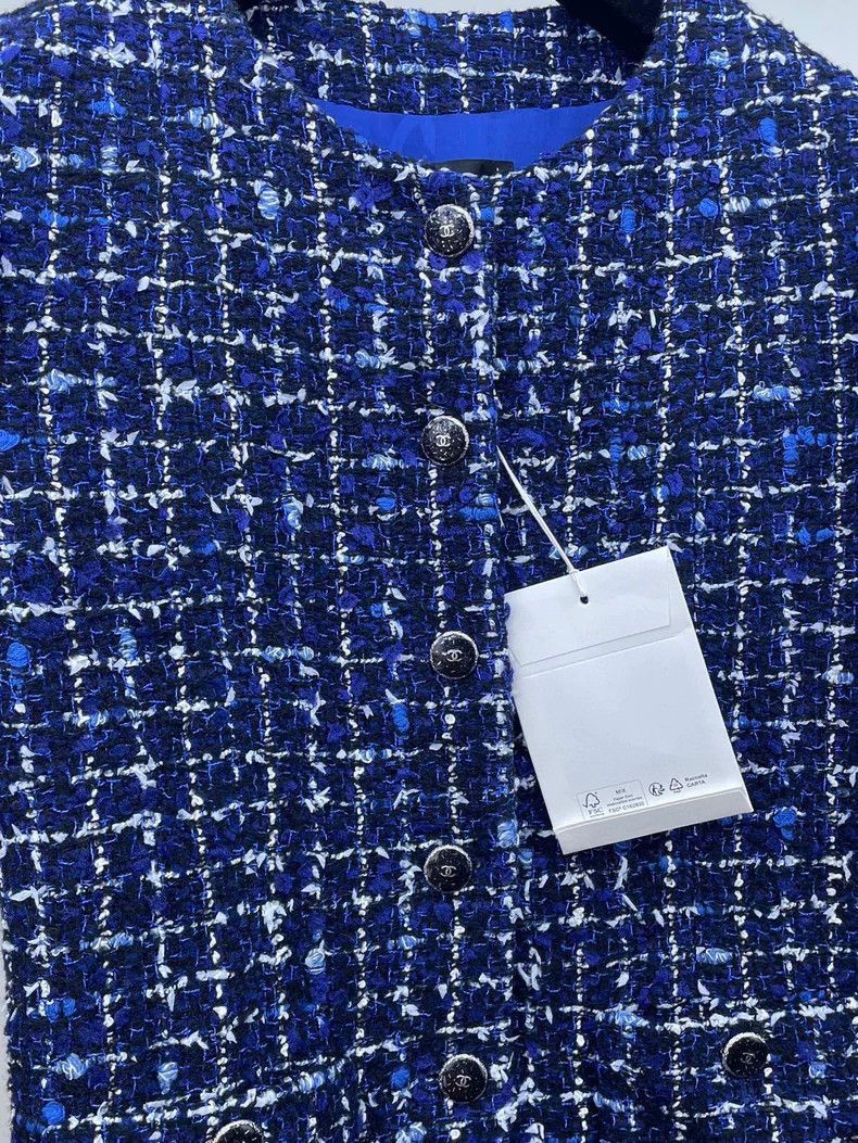 Chanel Blue Check Tweed Jacket from Chanel -2505 Size XS / US 0-2 / IT 36-38 - 4 Thumbnail
