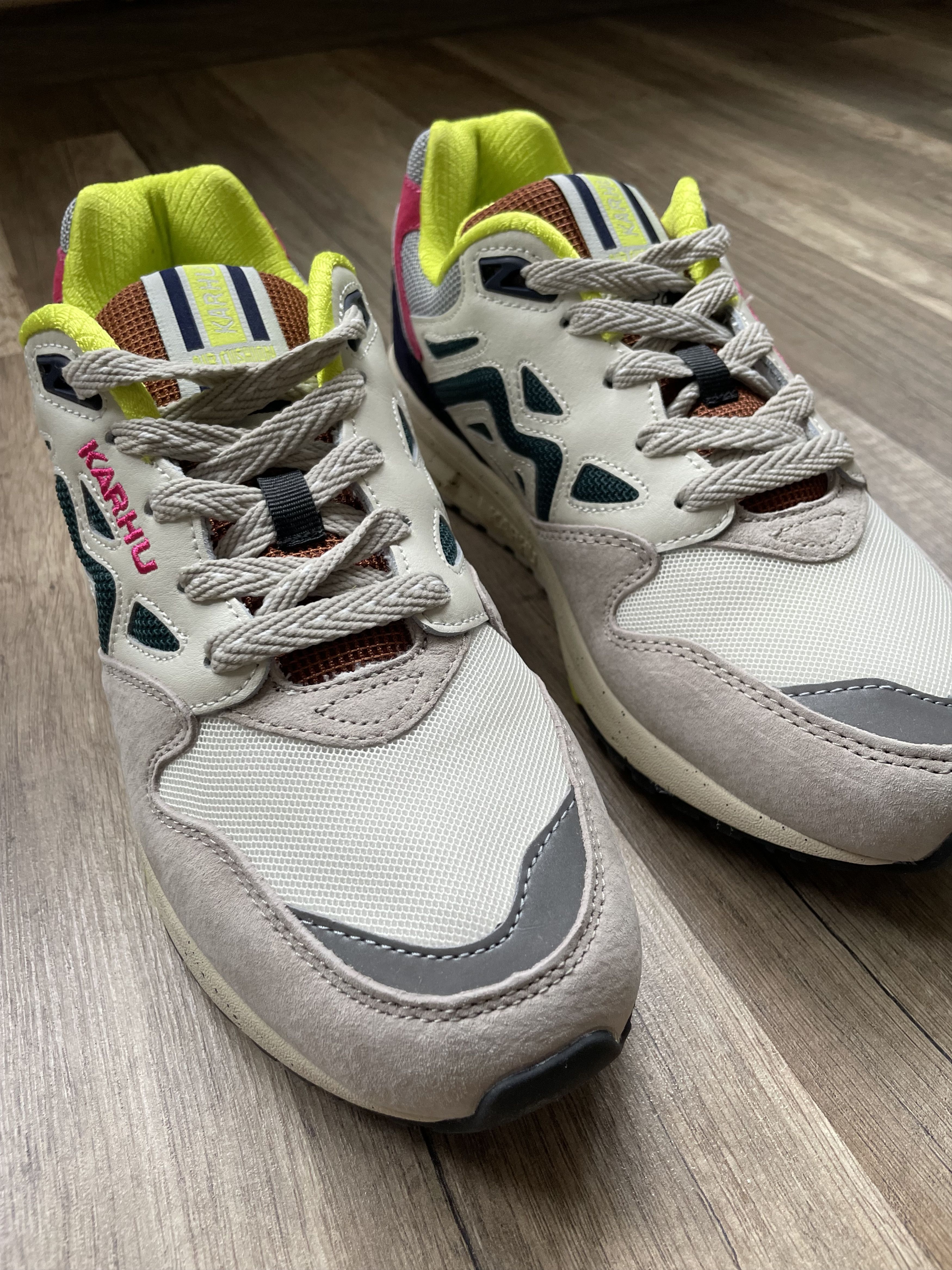 Karhu Karhu Legacy 96 'Flow State' Size US 8 / EU 41 - 13 Thumbnail